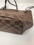 Louis Vuitton Damier Ebene Neverfull MM Ballerina Pink Interior
