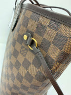 Louis Vuitton Damier Ebene Neverfull MM Ballerina Pink Interior