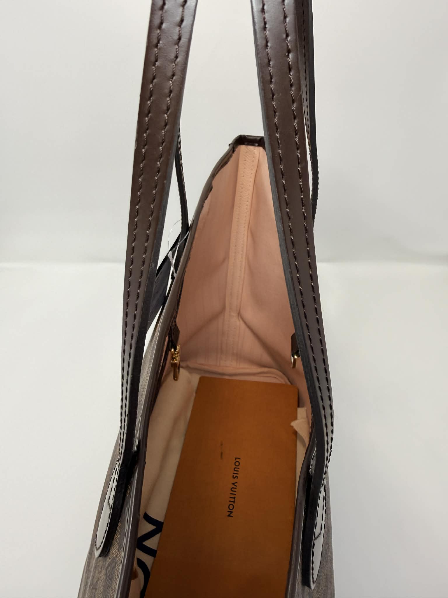 Louis Vuitton Damier Ebene Neverfull MM Ballerina Pink Interior