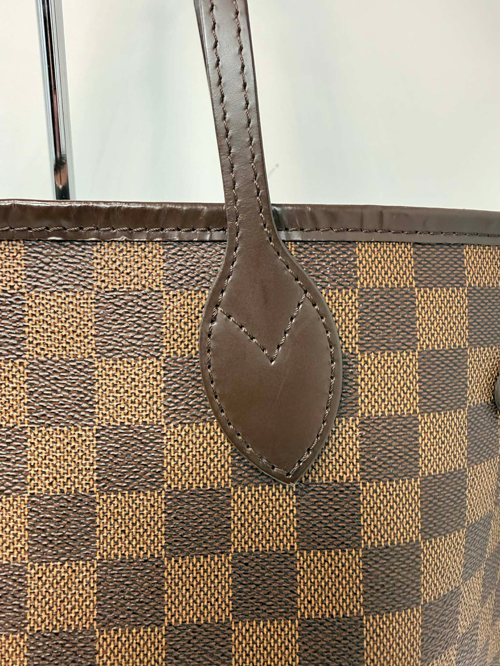 Louis Vuitton Damier Ebene Neverfull MM Ballerina Pink Interior