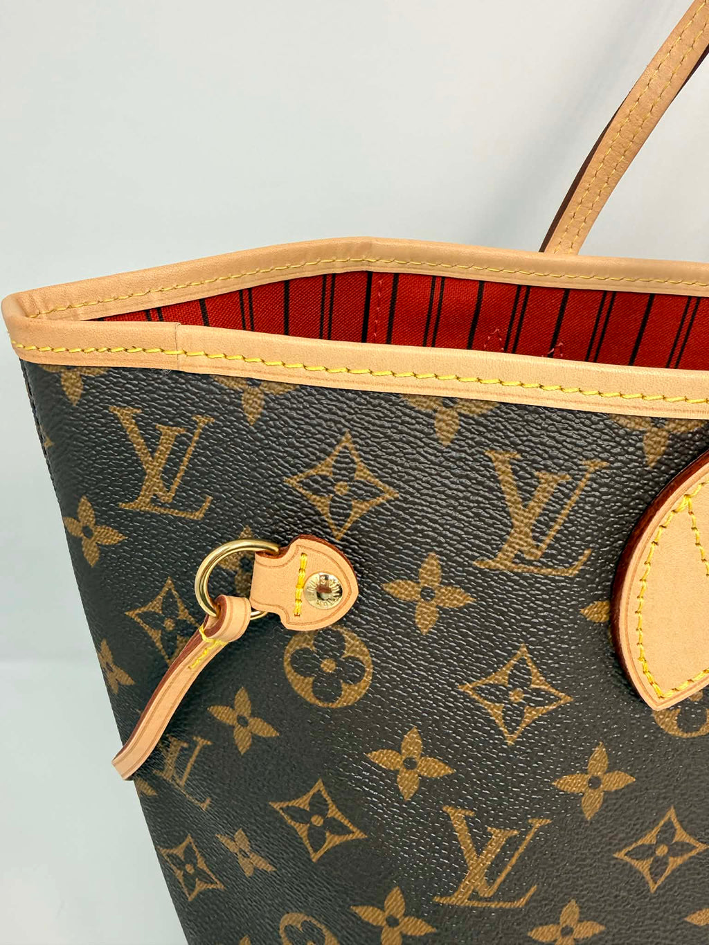 Louis Vuitton Neverfull Red Interior