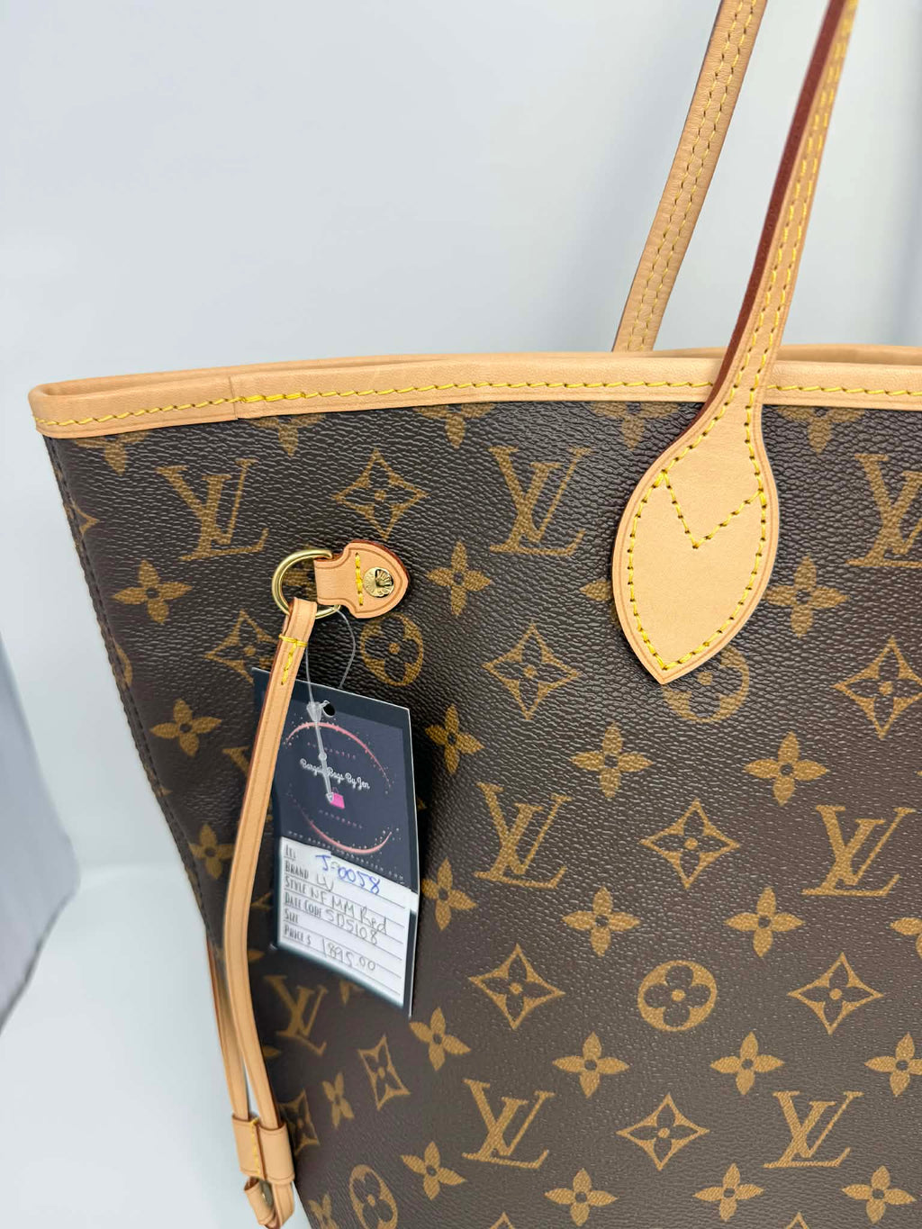 Louis Vuitton Neverfull Red Interior