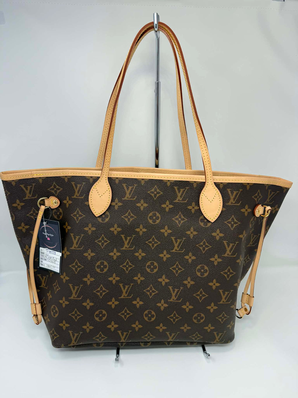 Louis Vuitton Neverfull Red Interior