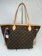 Louis Vuitton Neverfull Red Interior