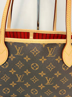 Louis Vuitton Neverfull Red Interior