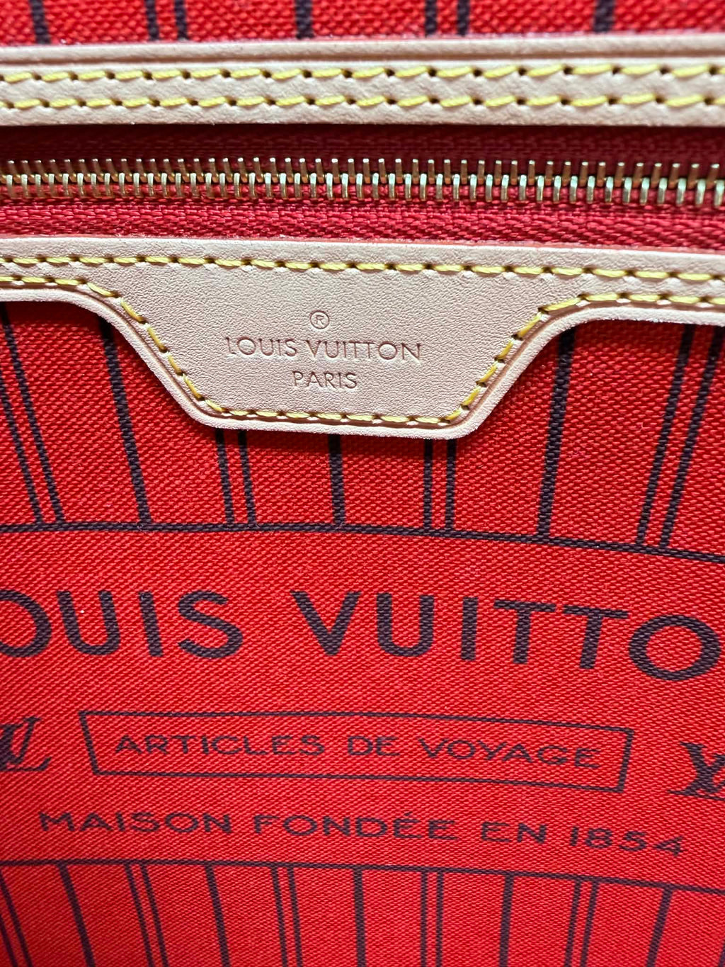 Louis Vuitton Neverfull Red Interior