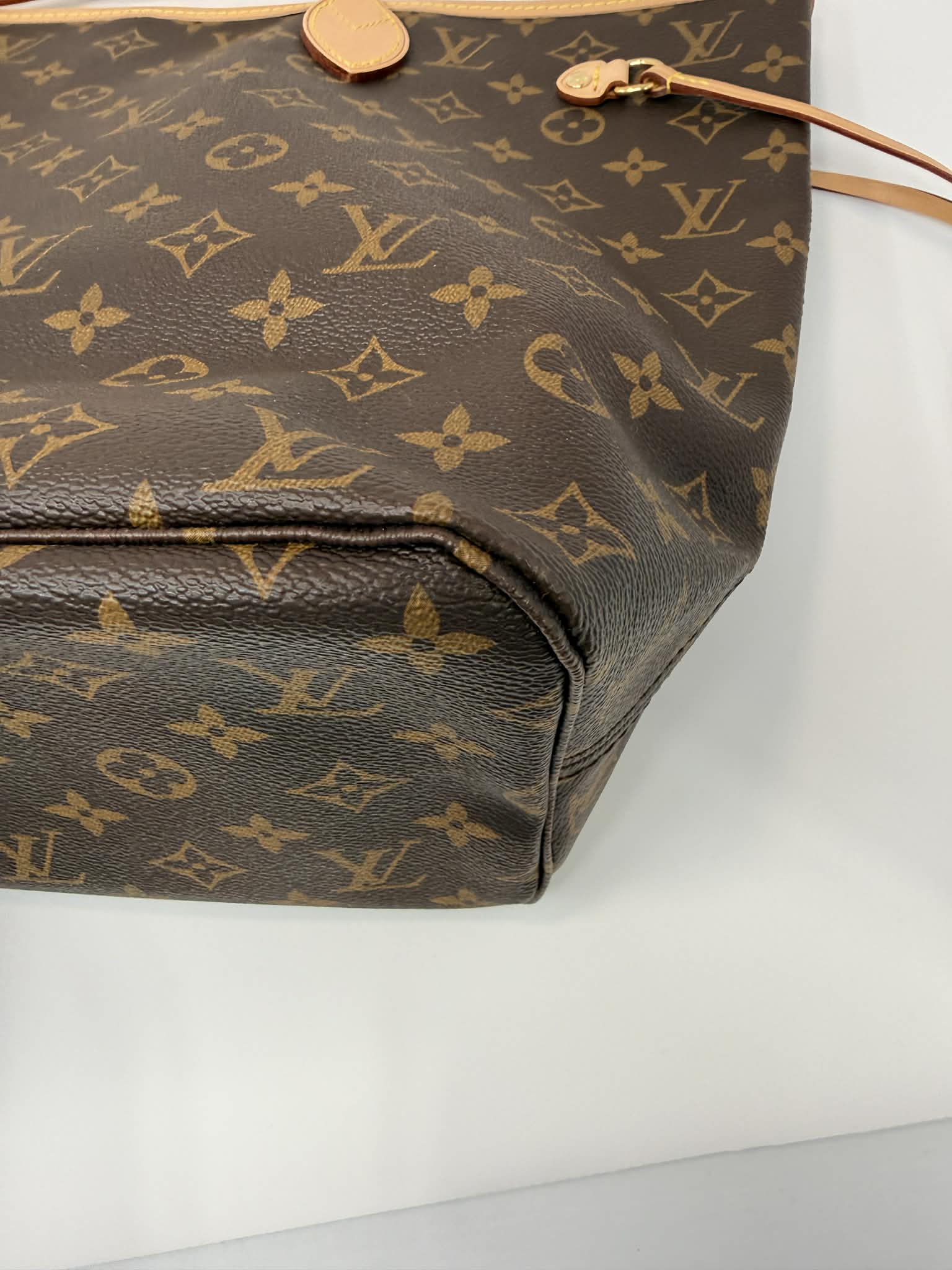 Louis Vuitton Monogram Neverfull MM Red Interior