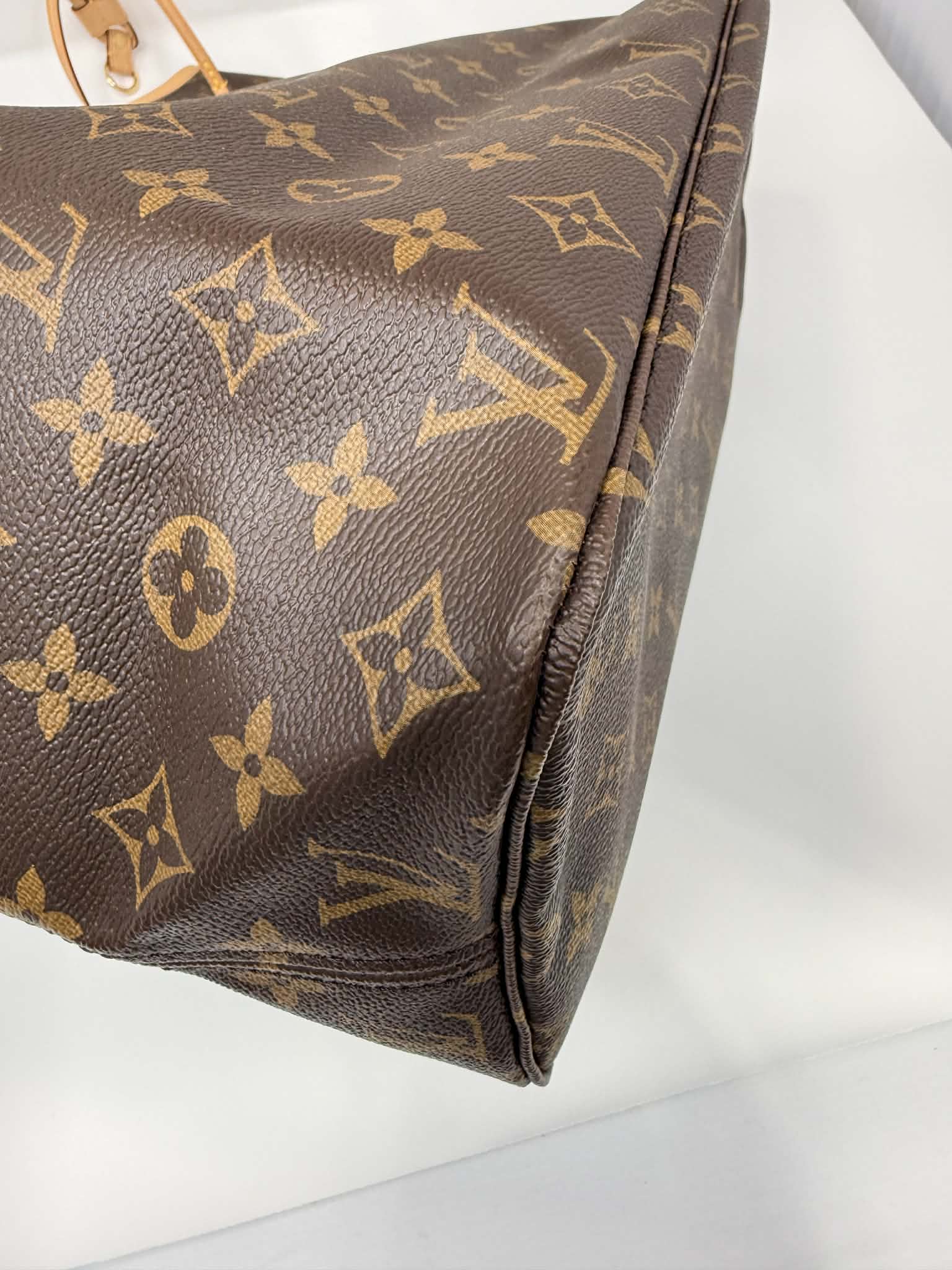Louis Vuitton Monogram Neverfull MM Red Interior