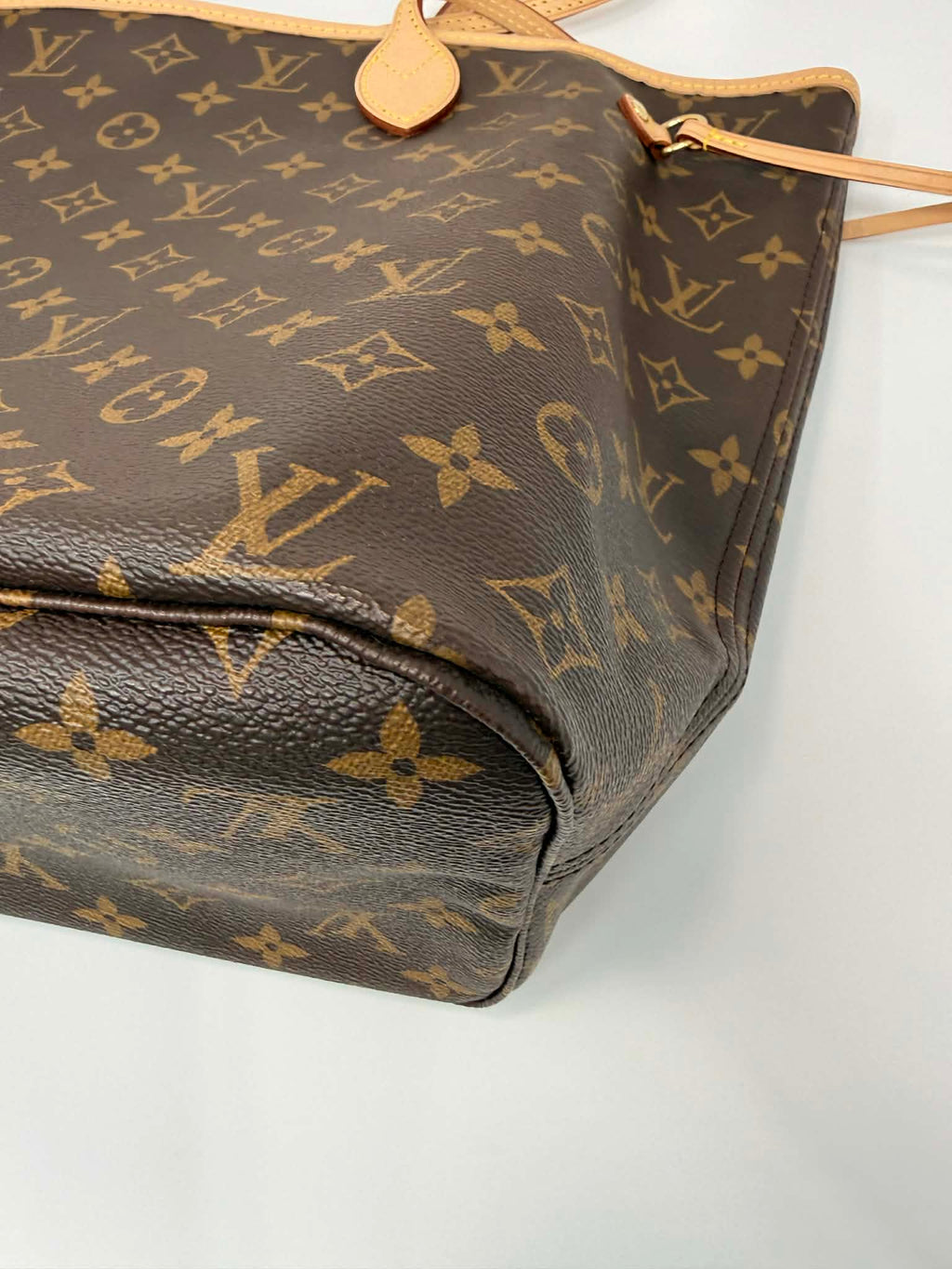 Louis Vuitton Monogram Neverfull MM Red Interior