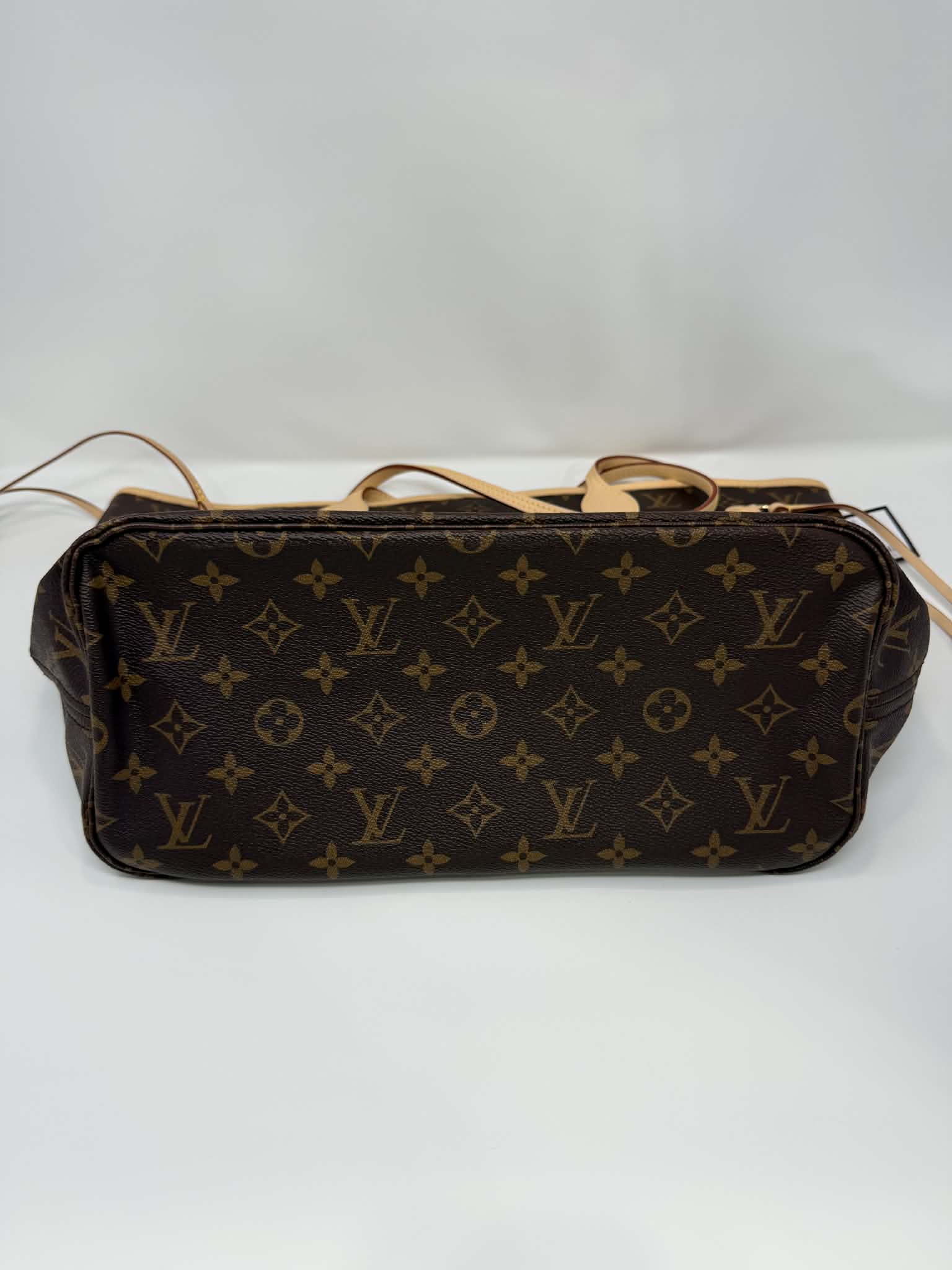 Louis Vuitton Monogram Neverfull MM Red Interior- No Pouch