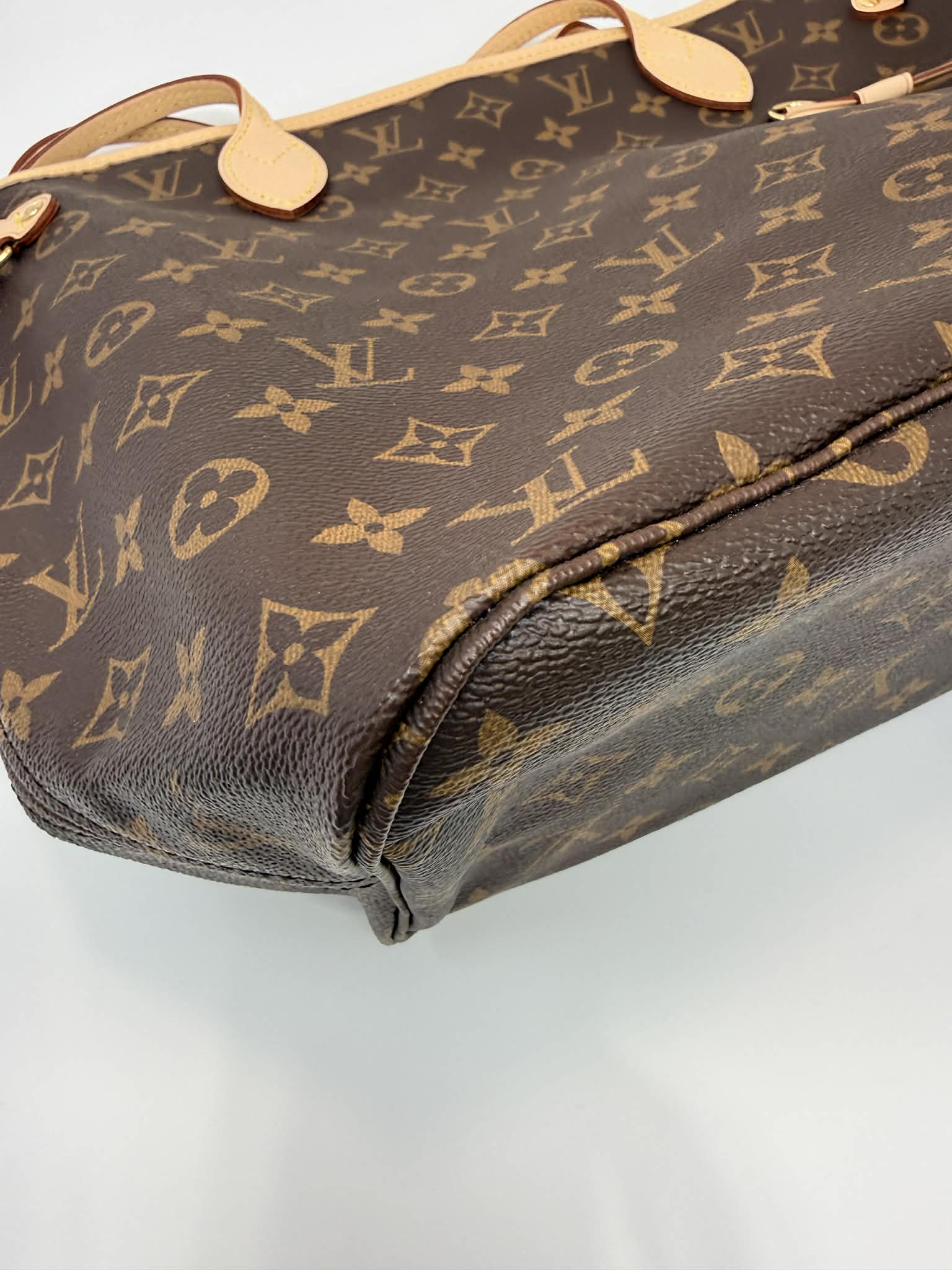 Louis Vuitton Monogram Neverfull MM Red Interior- No Pouch