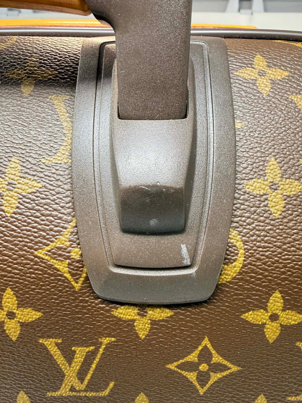 Louis Vuitton Damier Ebene Pegase 45 Rolling Luggage