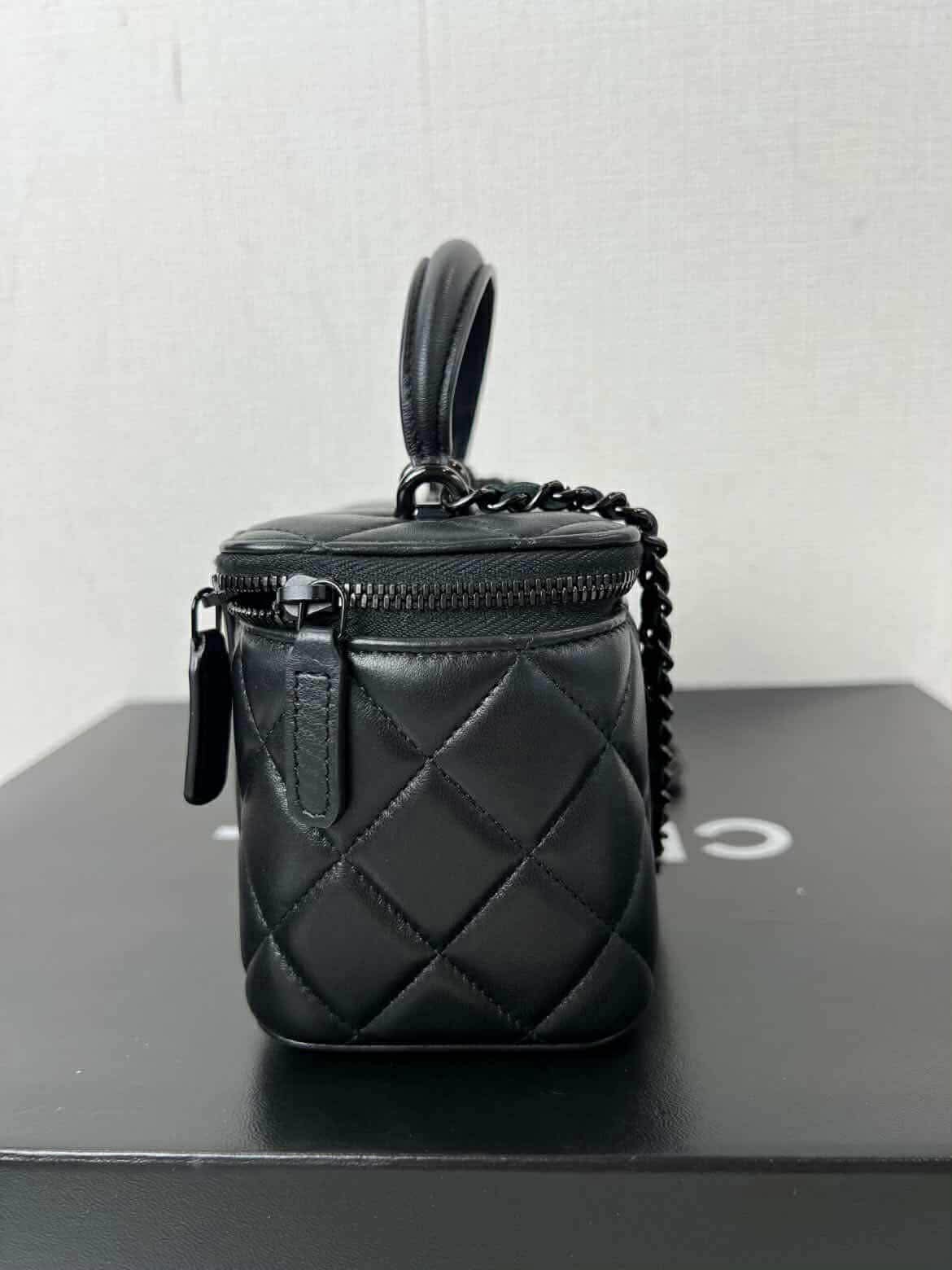 Chanel Lambskin Quilted Small Top Handle Vanity Case With Chain Black