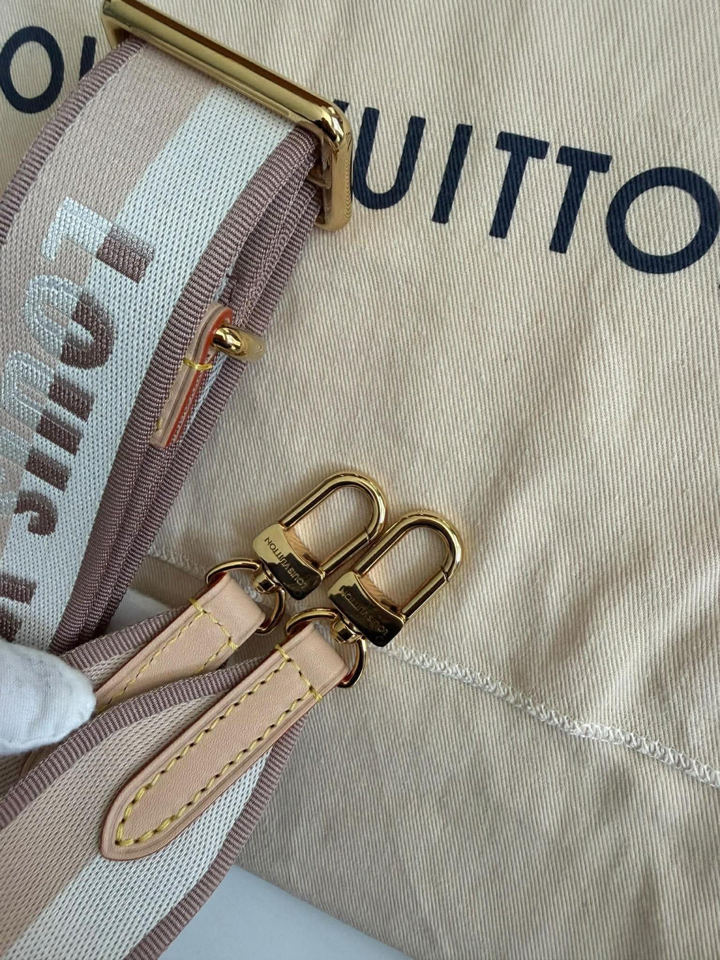 Louis Vuitton Monogram Speedy 20 Bando