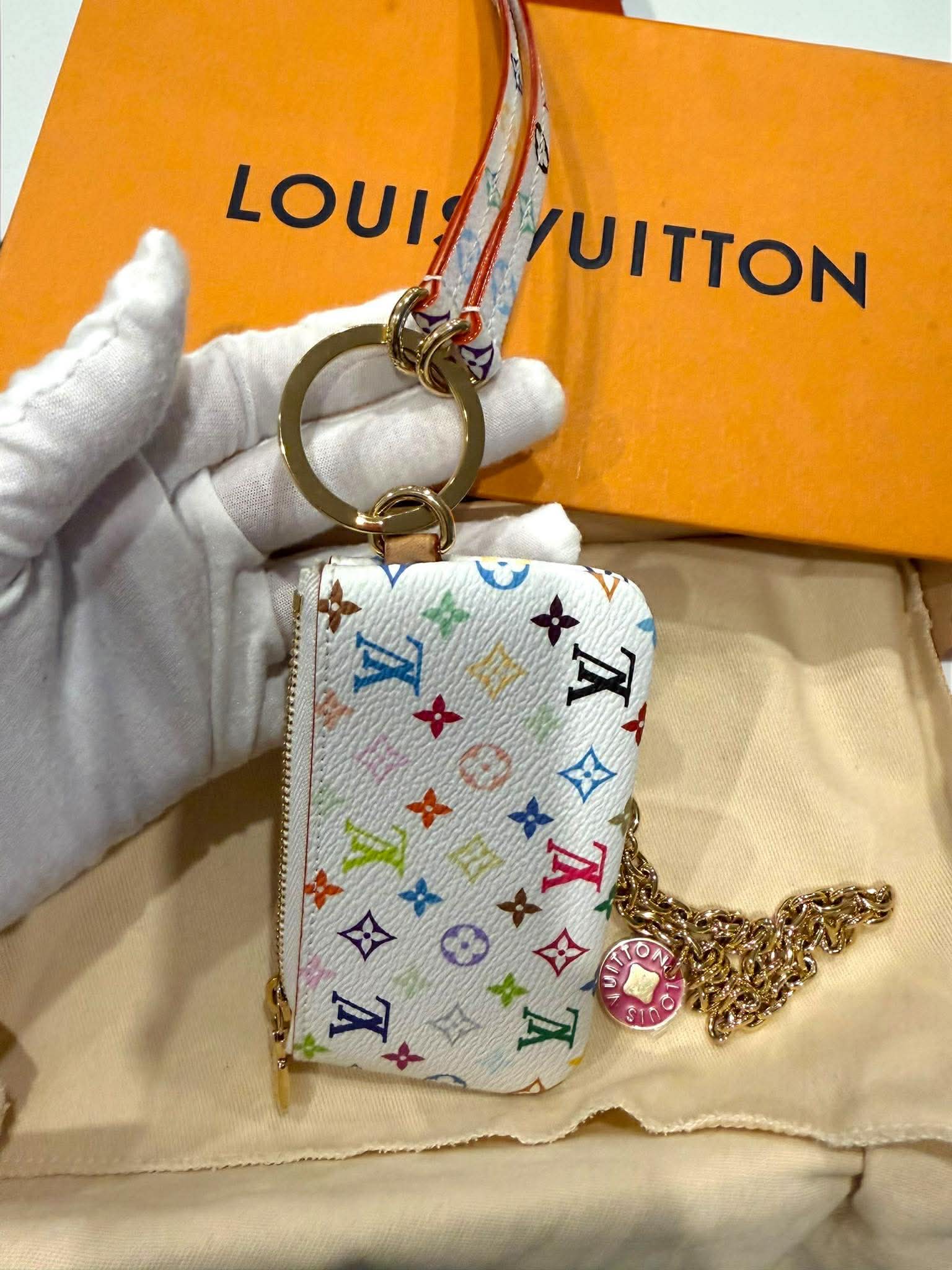 Louis Vuitton	Takashi Murikami Phone Holder/ Card Charm