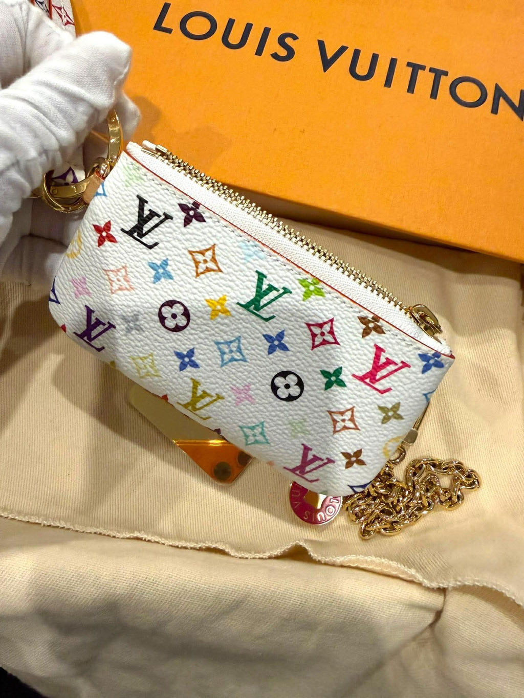 Louis Vuitton	Takashi Murikami Phone Holder/ Card Charm