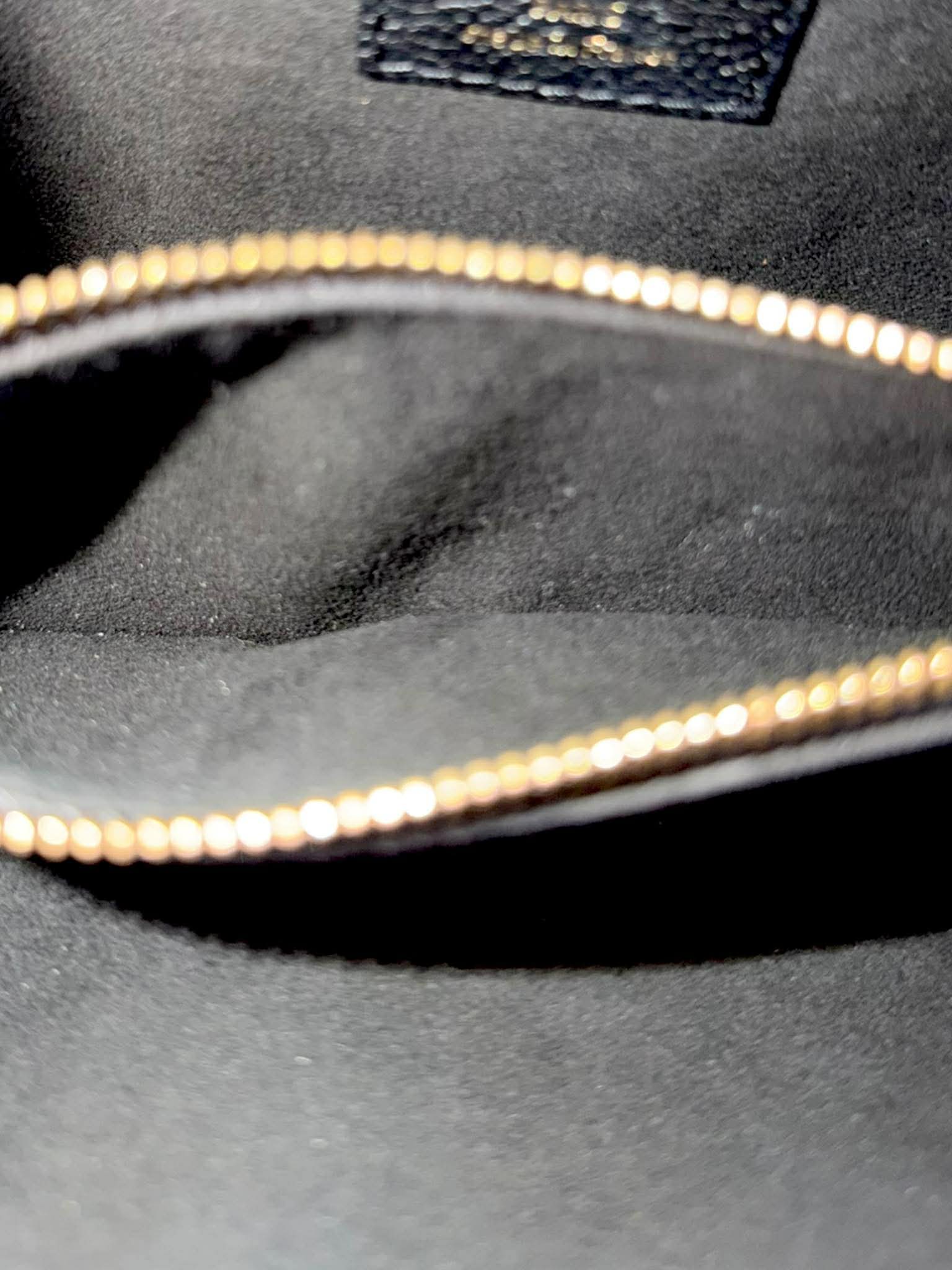 Louis Vuitton Empreinte Black East West Pochette Metis