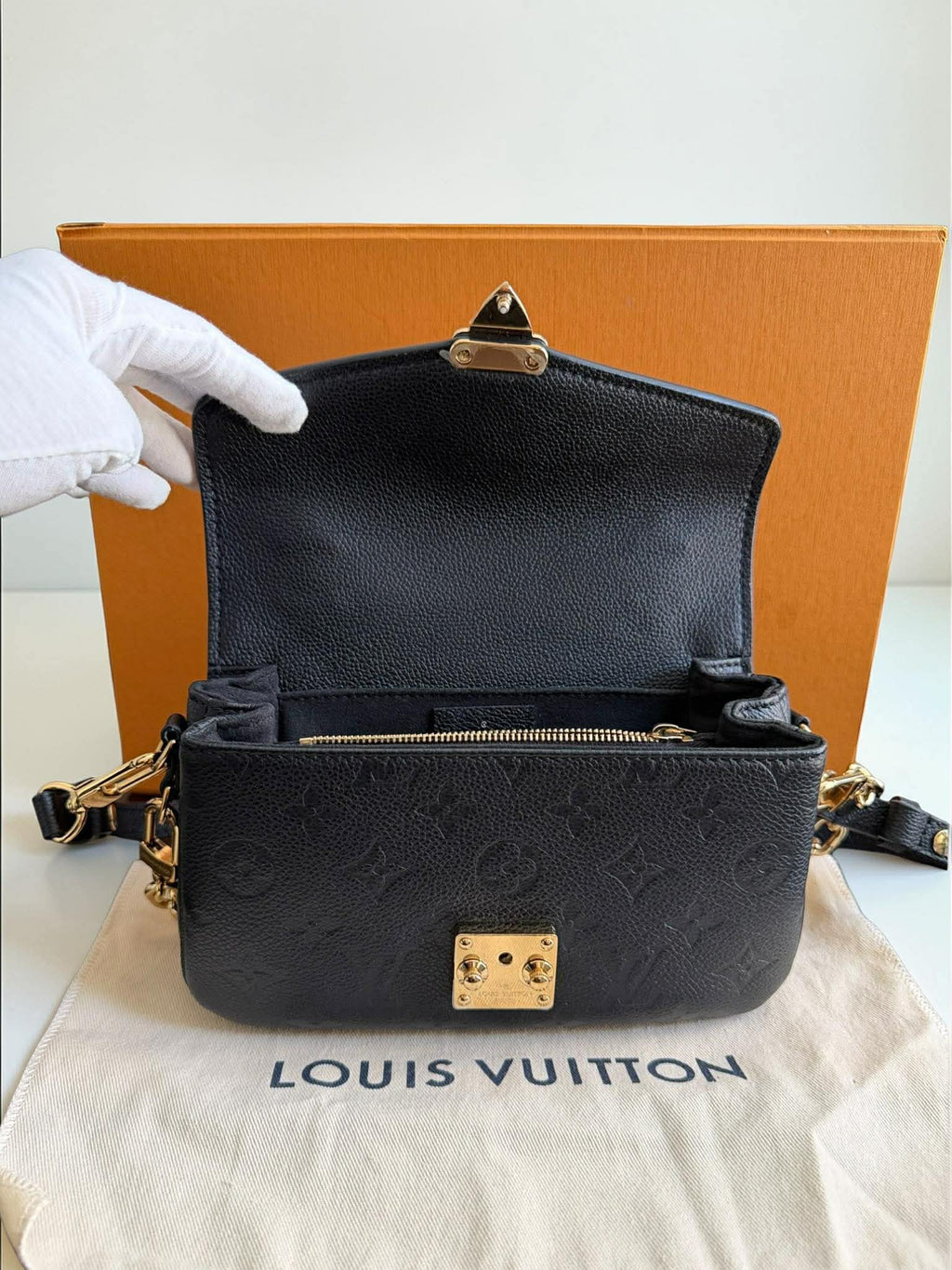 Louis Vuitton Empreinte Black East West Pochette Metis