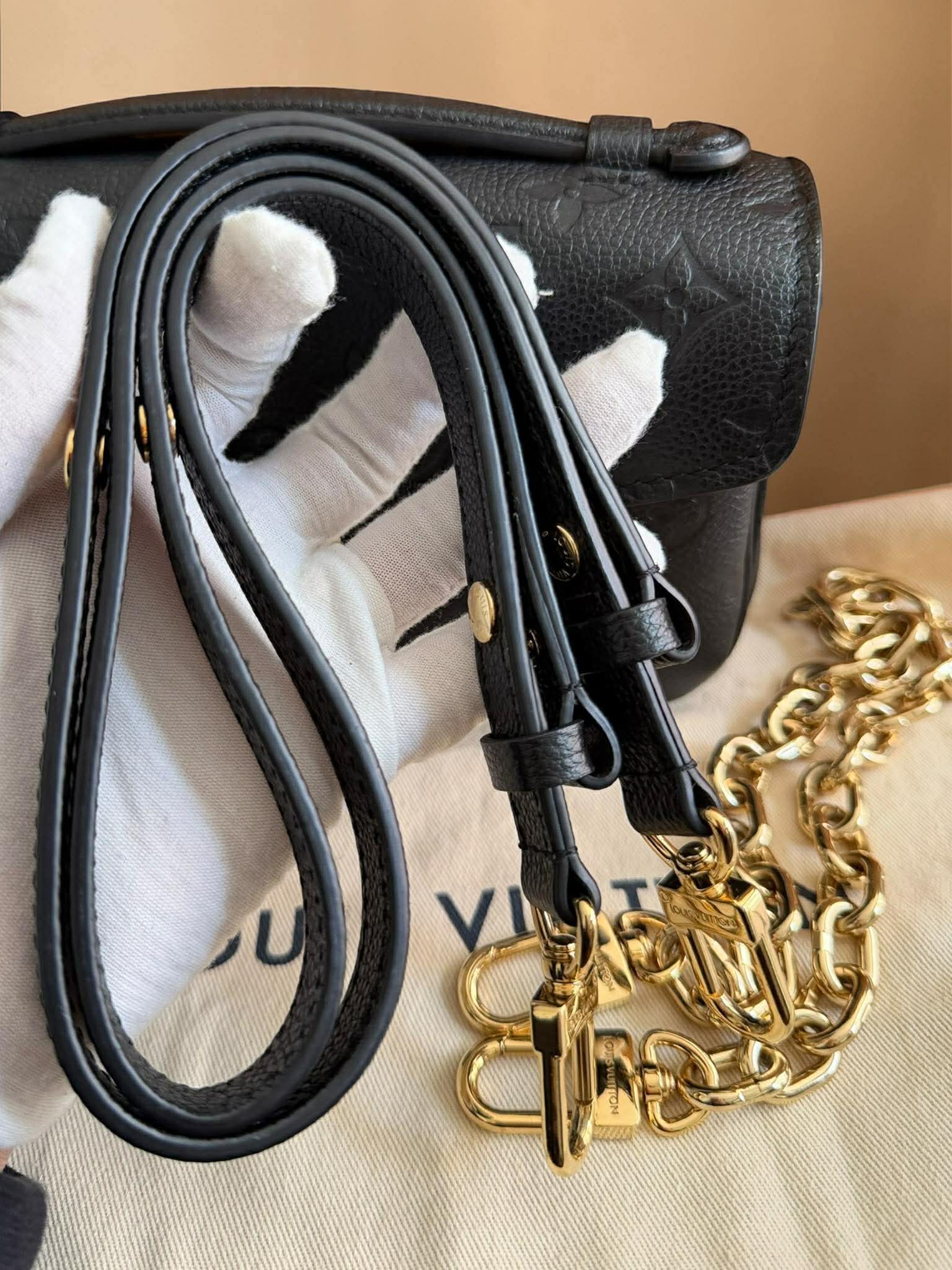 Louis Vuitton Empreinte Black East West Pochette Metis