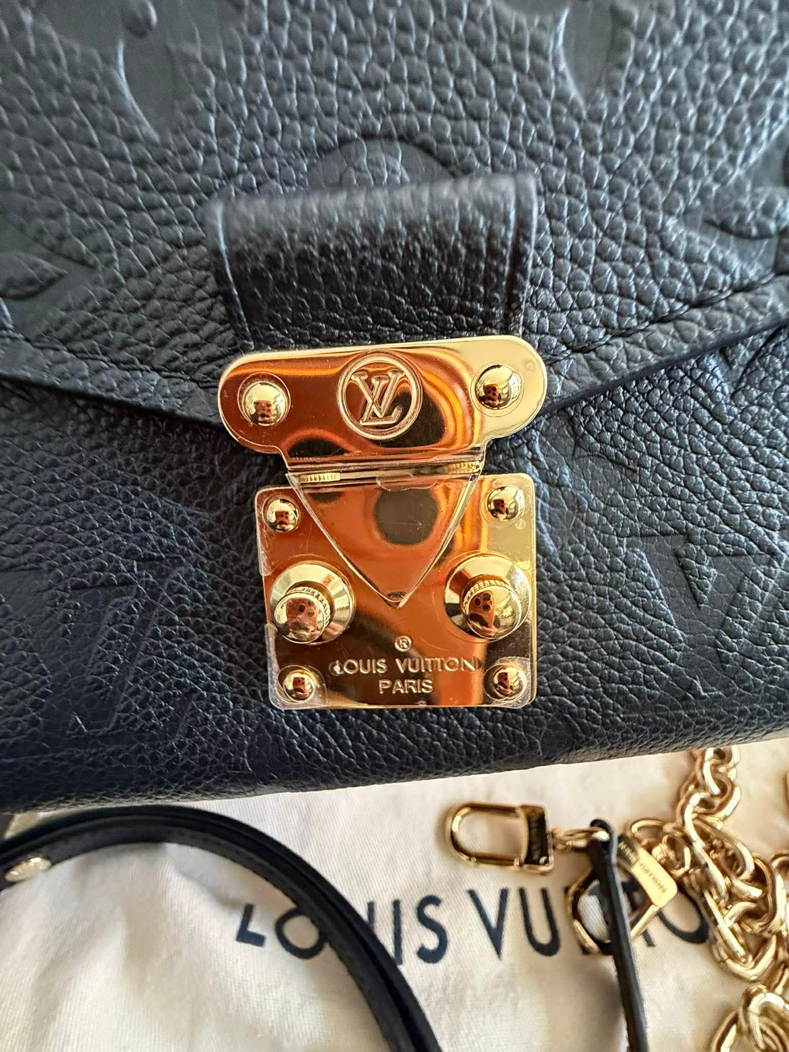 Louis Vuitton Empreinte Black East West Pochette Metis