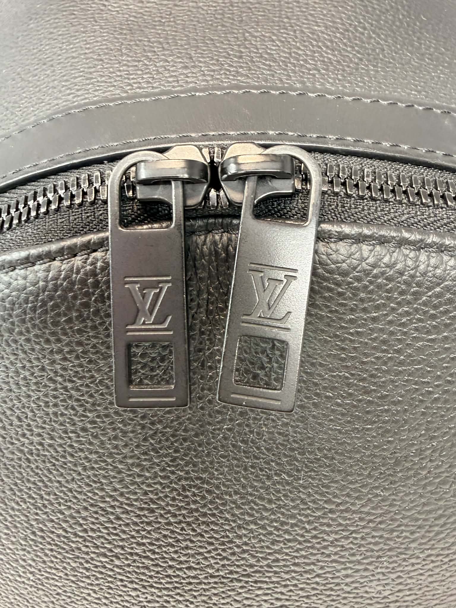 Louis Vuitton	Takeoff Backpack Aerogram Collection Black