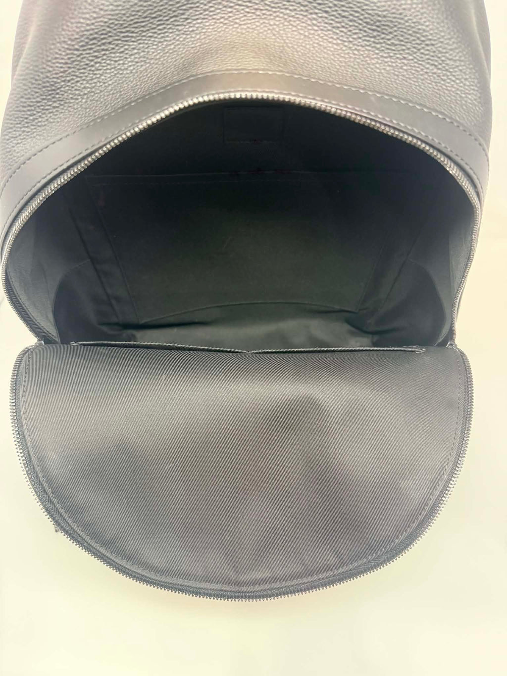 Louis Vuitton	Takeoff Backpack Aerogram Collection Black