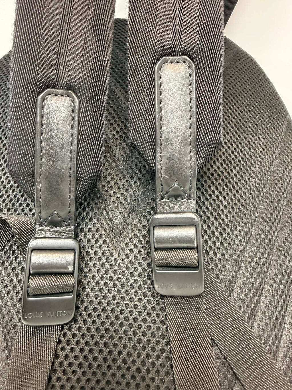 Louis Vuitton	Takeoff Backpack Aerogram Collection Black