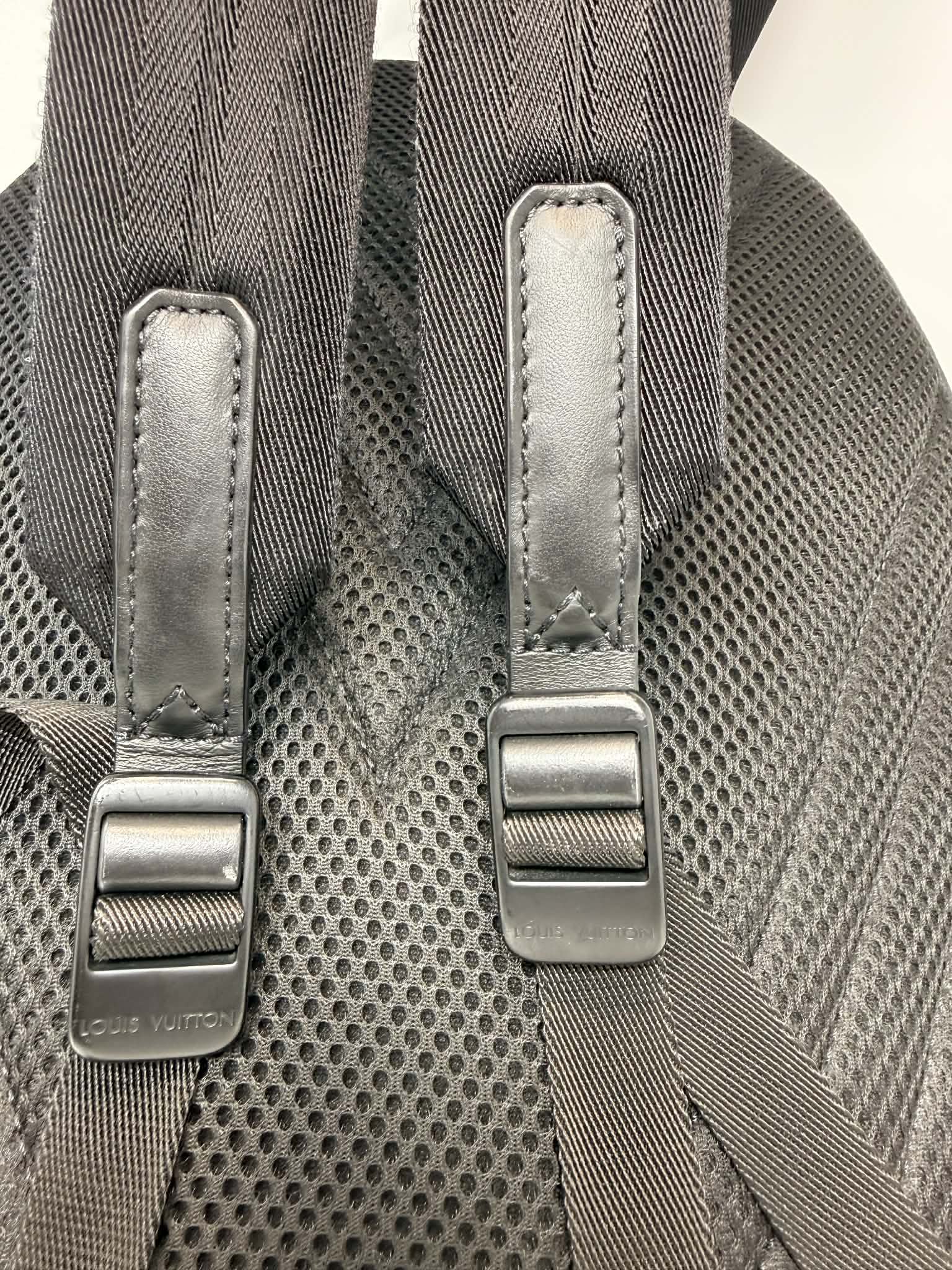 Louis Vuitton	Takeoff Backpack Aerogram Collection Black