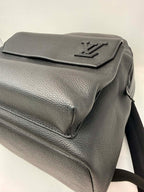 Louis Vuitton	Takeoff Backpack Aerogram Collection Black