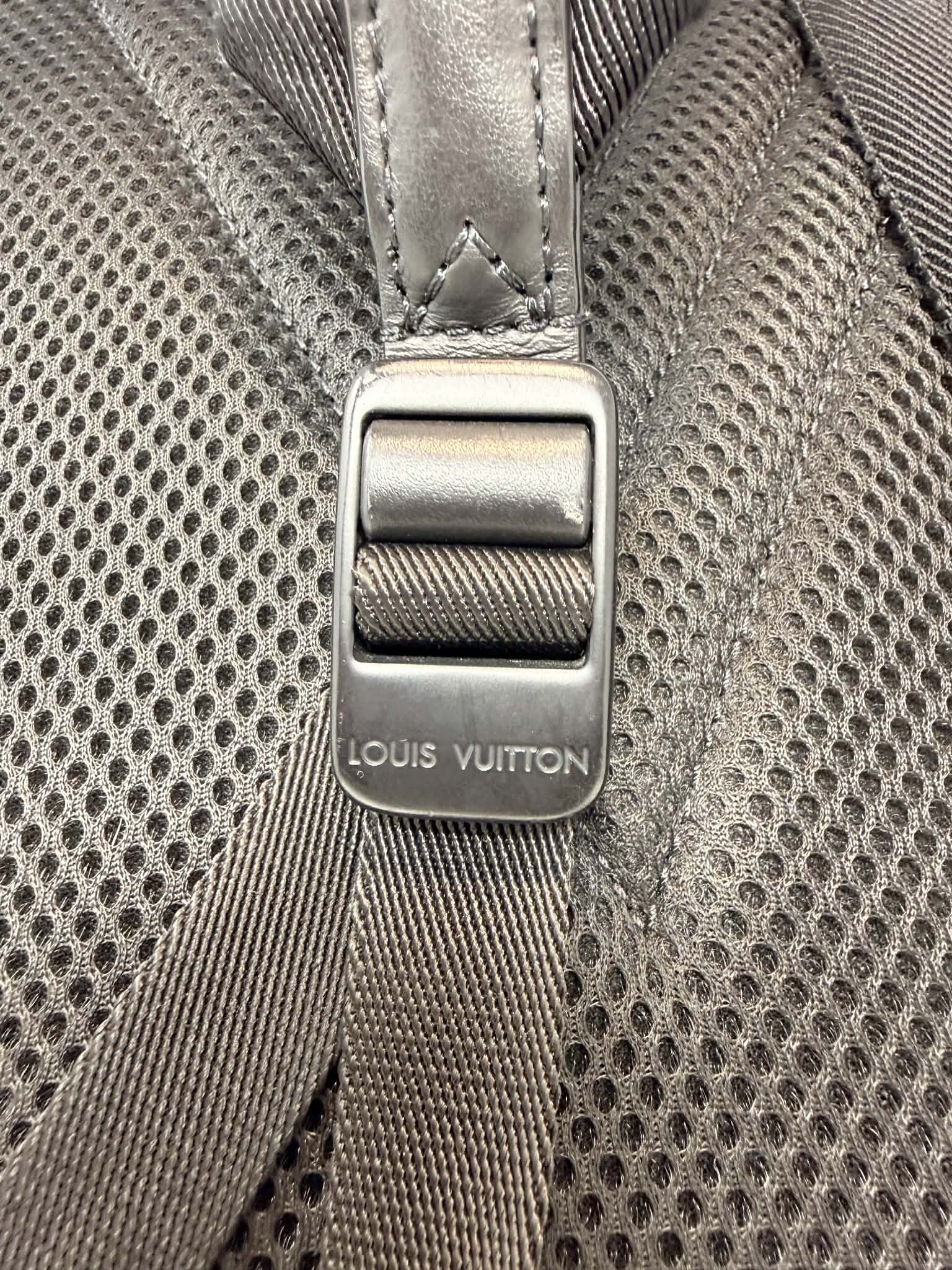 Louis Vuitton	Takeoff Backpack Aerogram Collection Black