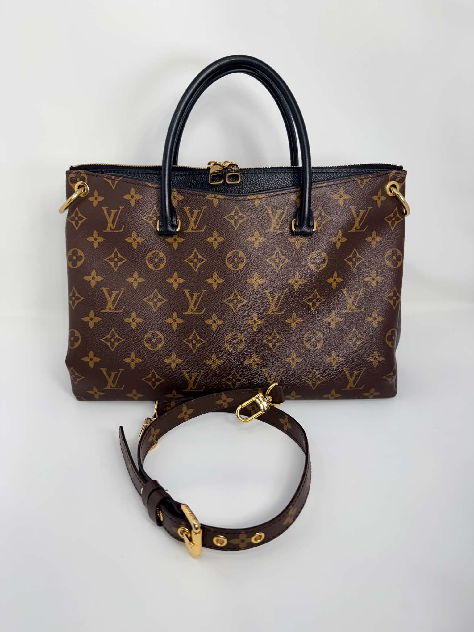 Louis Vuitton Pallas Noir MM