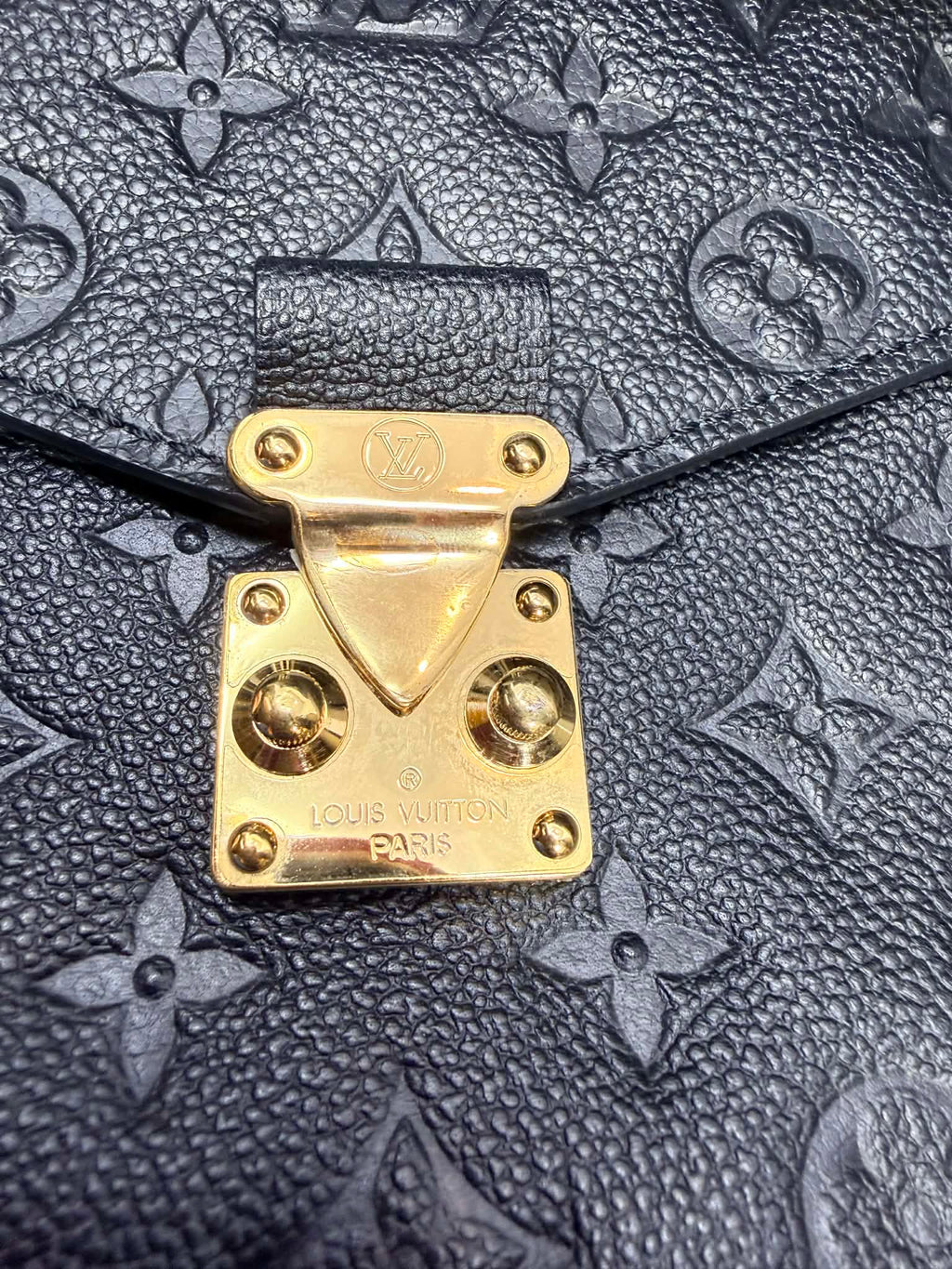 Louis Vuitton Metis Pochette Black Empriente Leather
