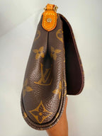 Louis Vuitton Favorite MM Monogram