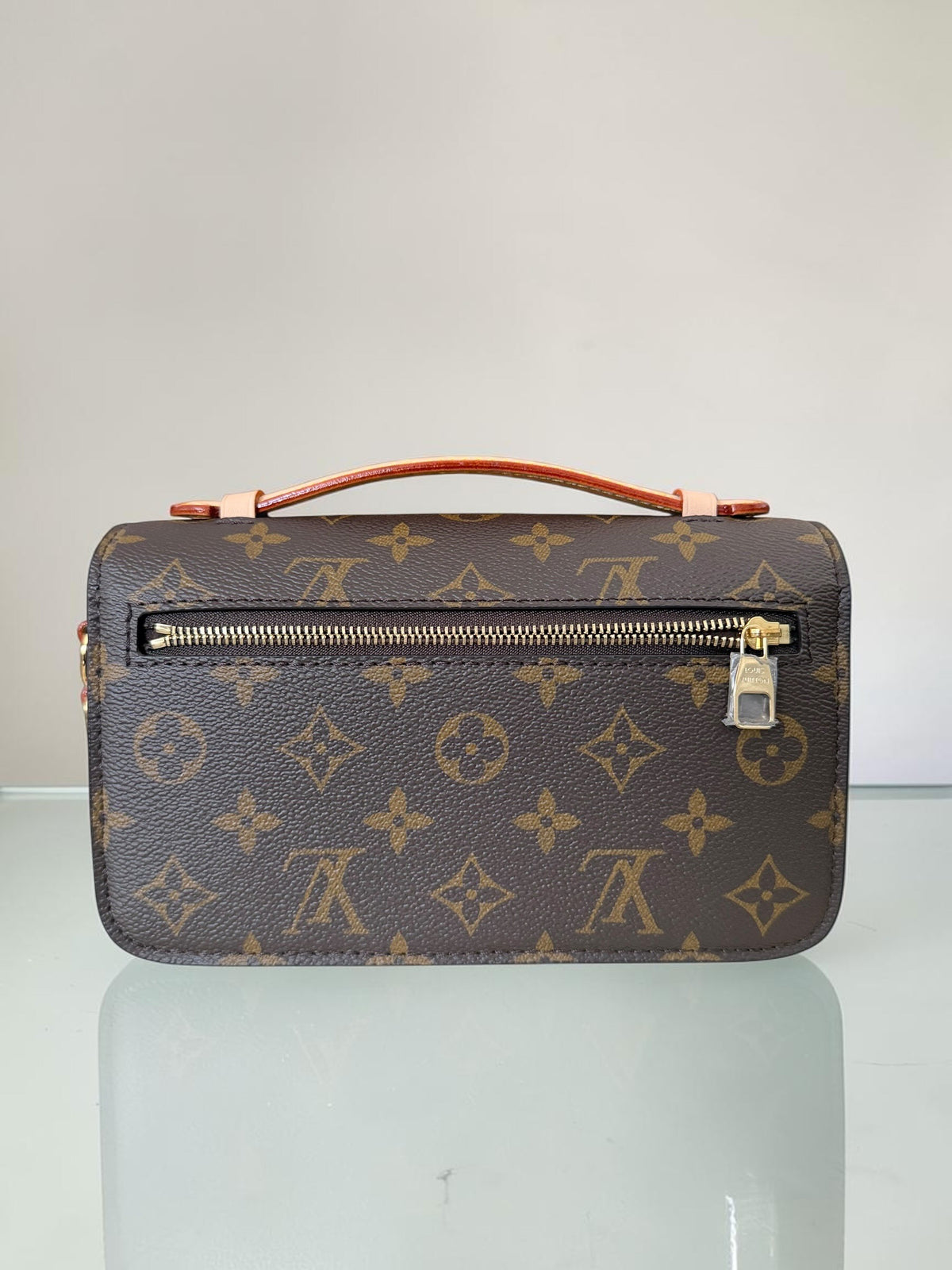 Louis Vuitton Monogram East West Métis