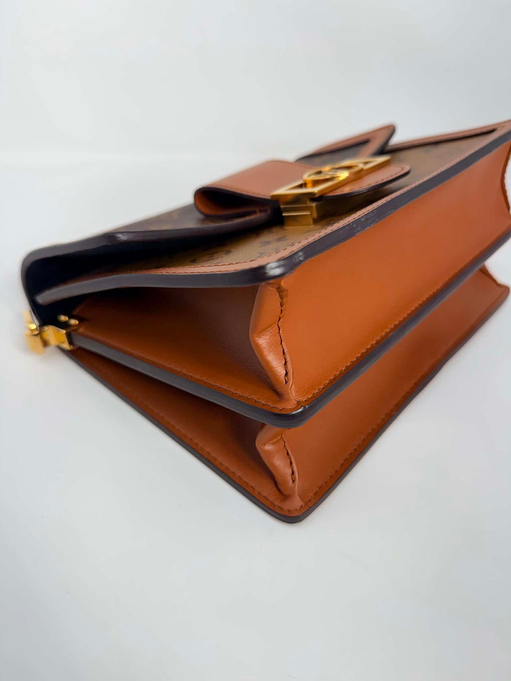 Louis Vuitton Dauphine MM