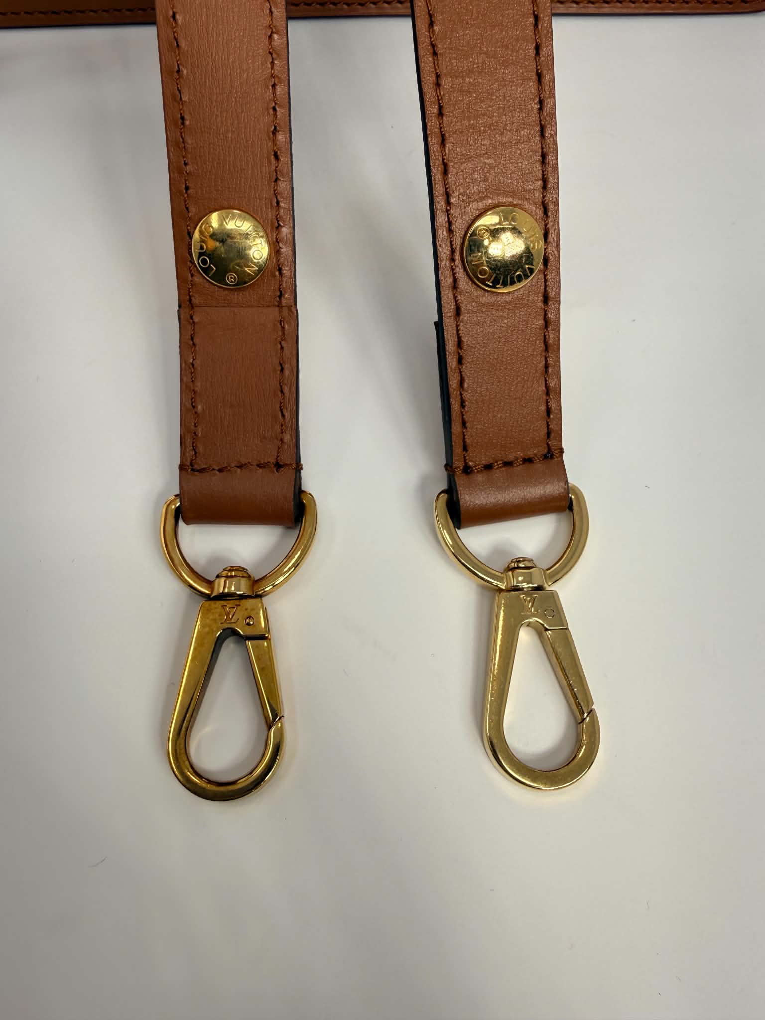 Louis Vuitton Dauphine MM