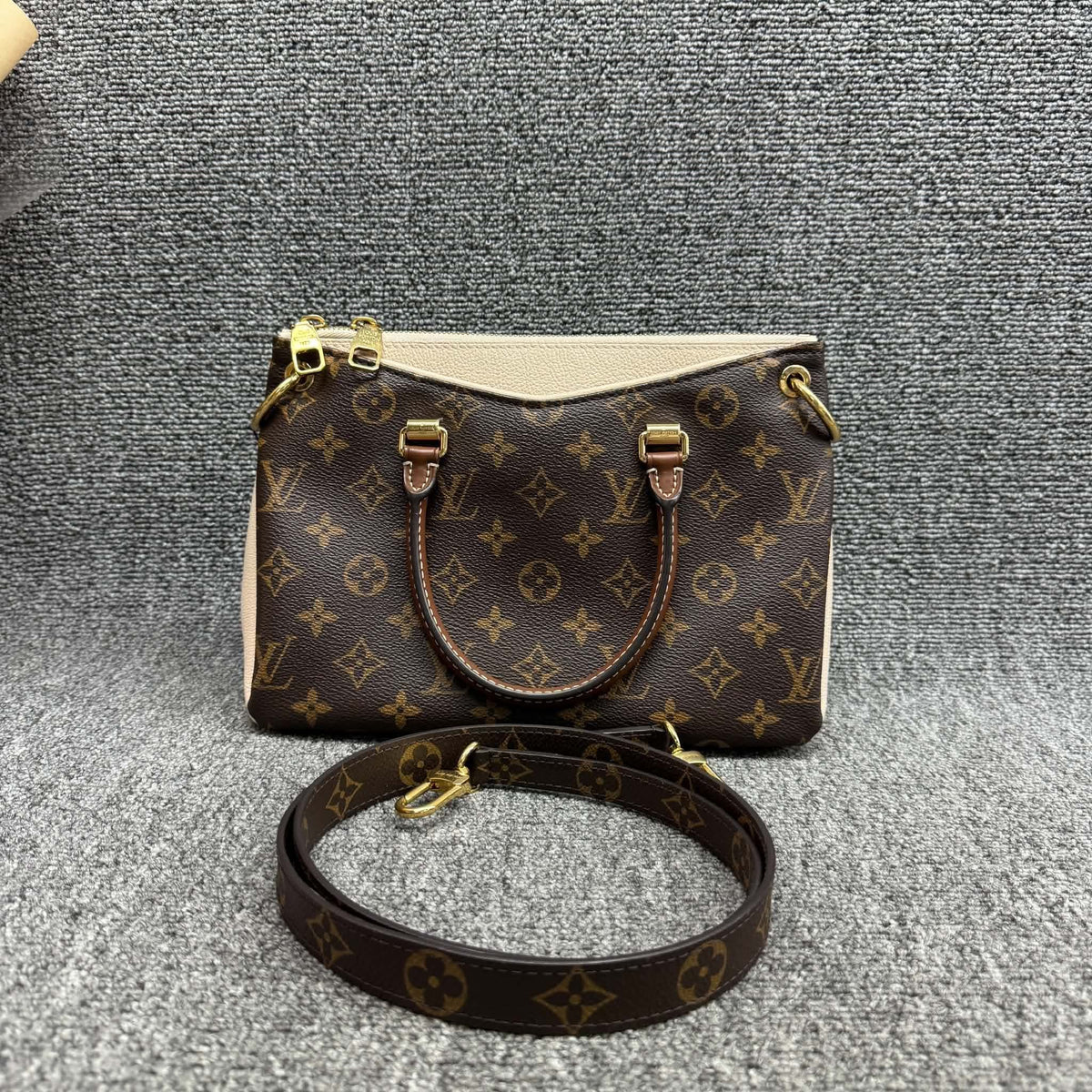 Louis Vuitton Monogram Pallas BB