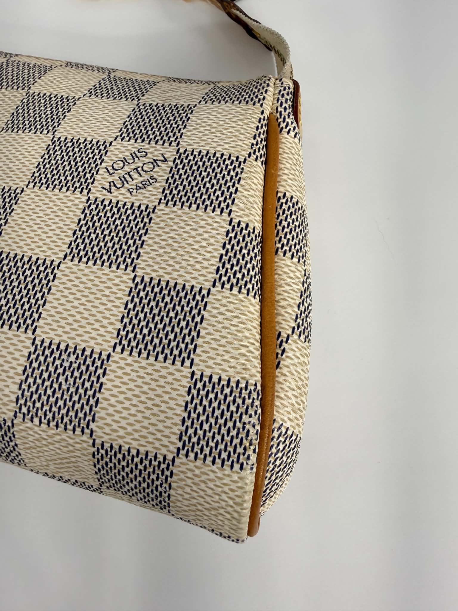 Louis Vuitton Damier Azur Eva Clutch