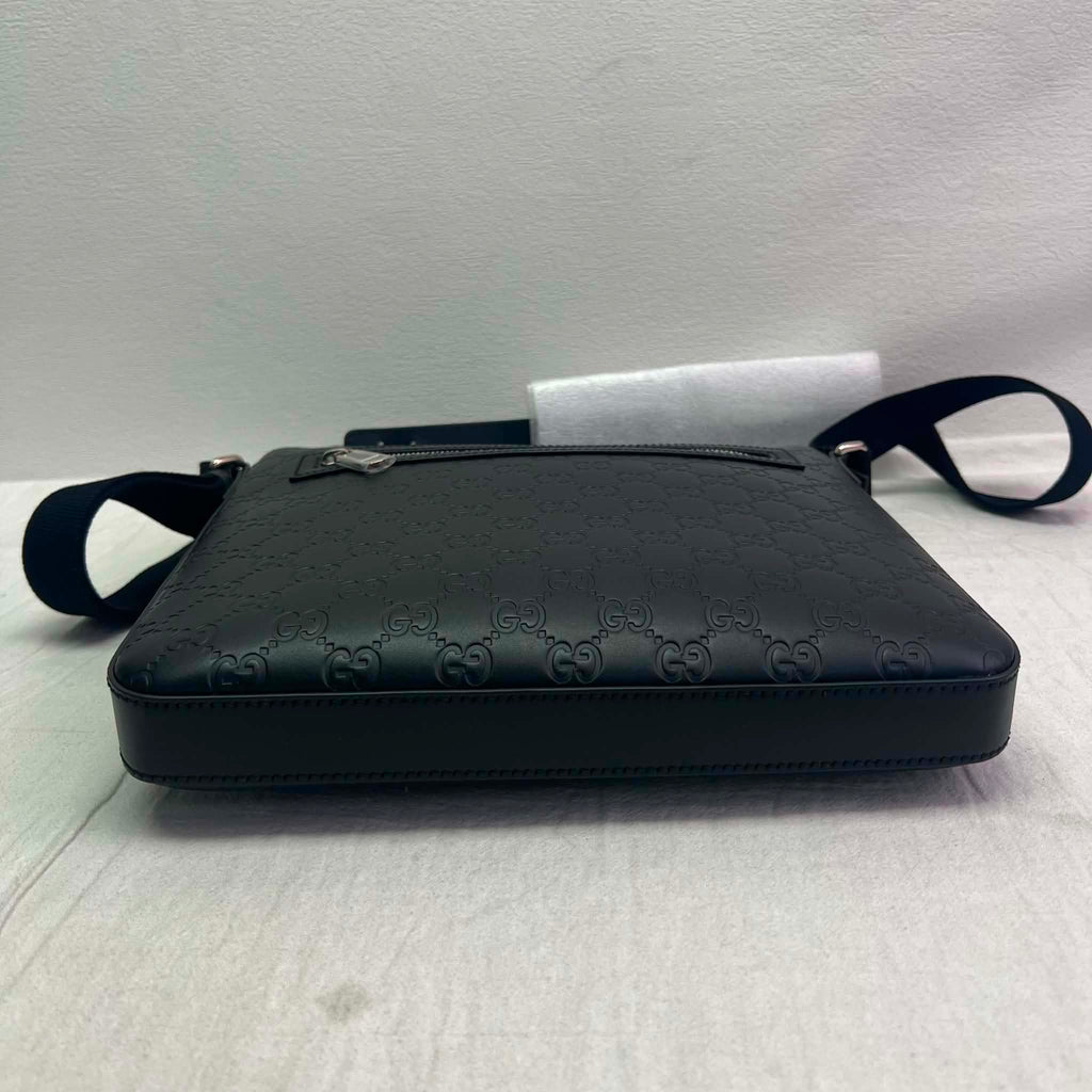 Gucci Guccissima Signature Medium Flat Messenger Bag Black