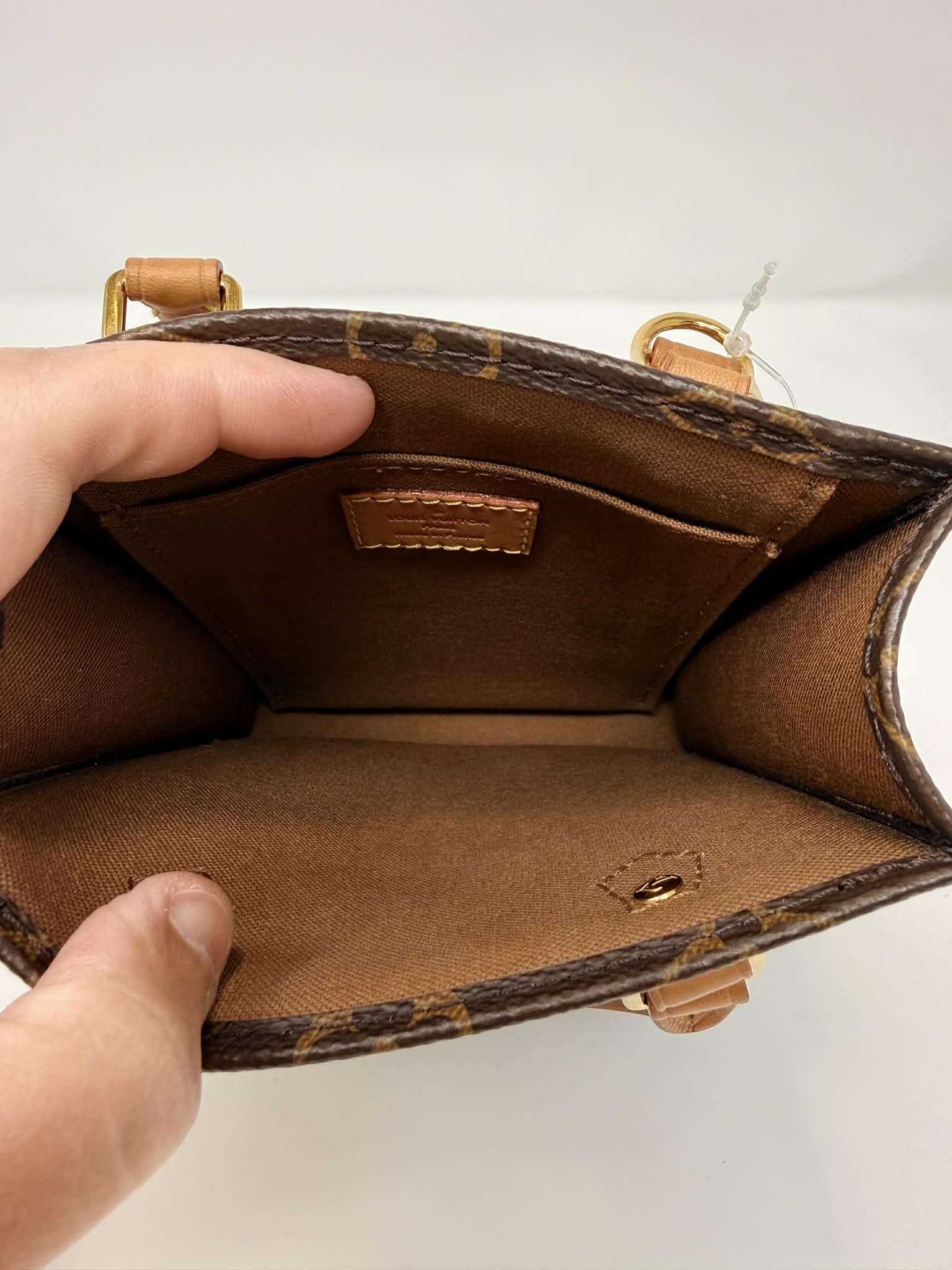 Louis Vuitton Petit Sac Plat Monogram