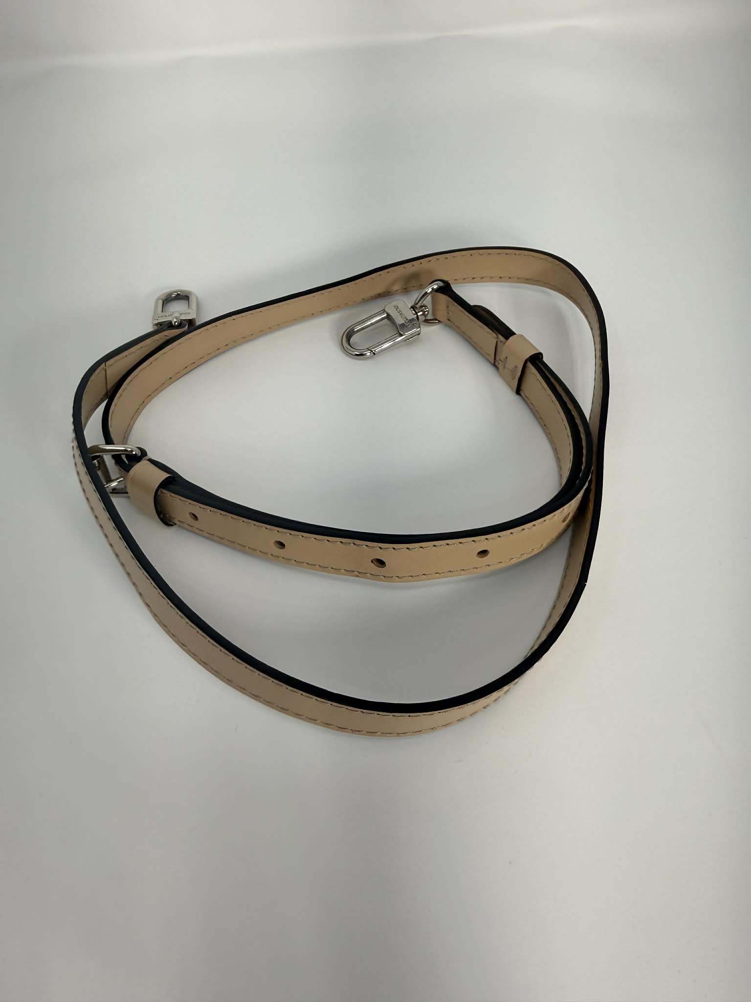 Louis Vuitton Alma MM Epi Tan