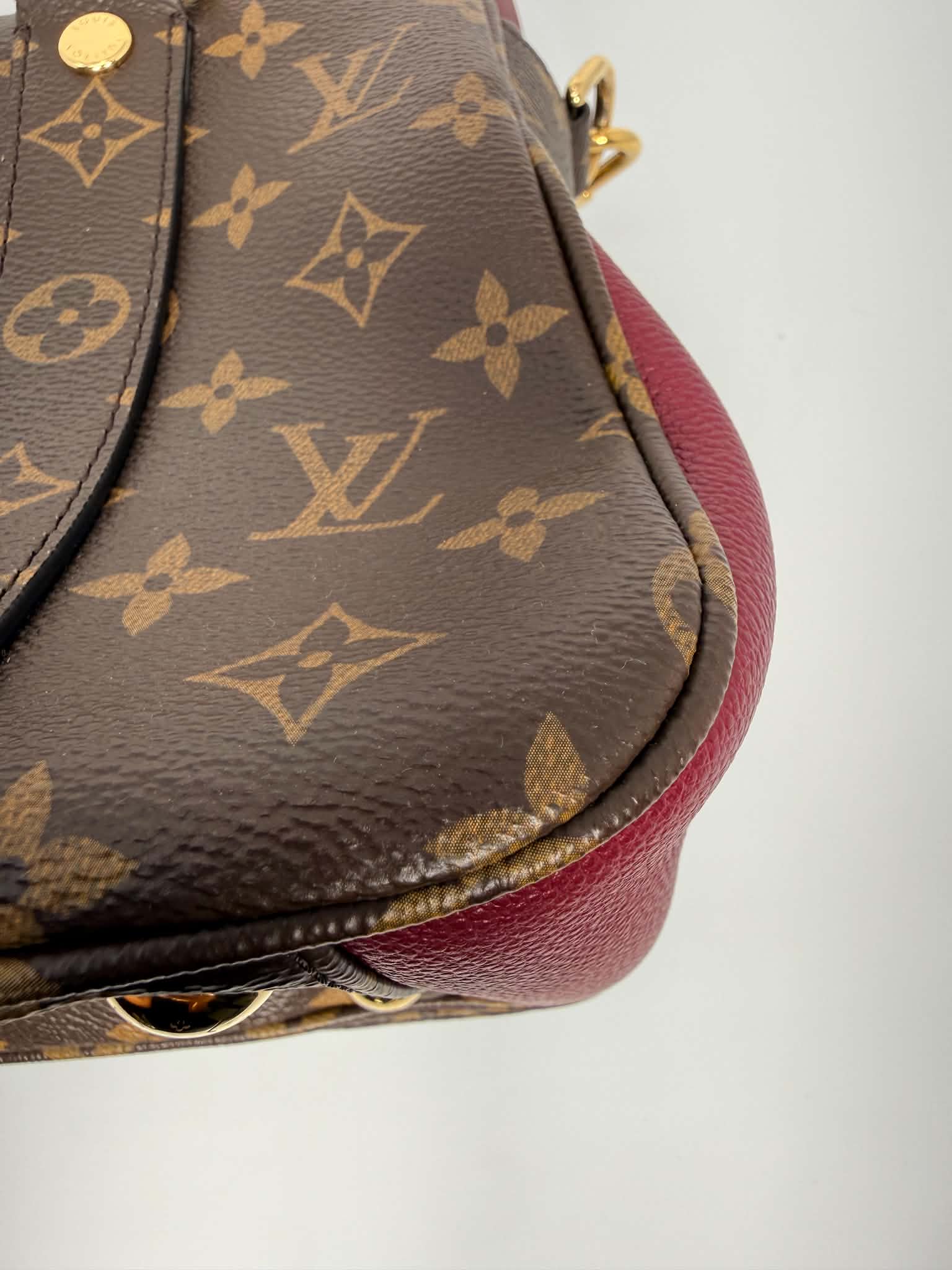 Louis Vuitton Monogram Manhattan NM Raisin