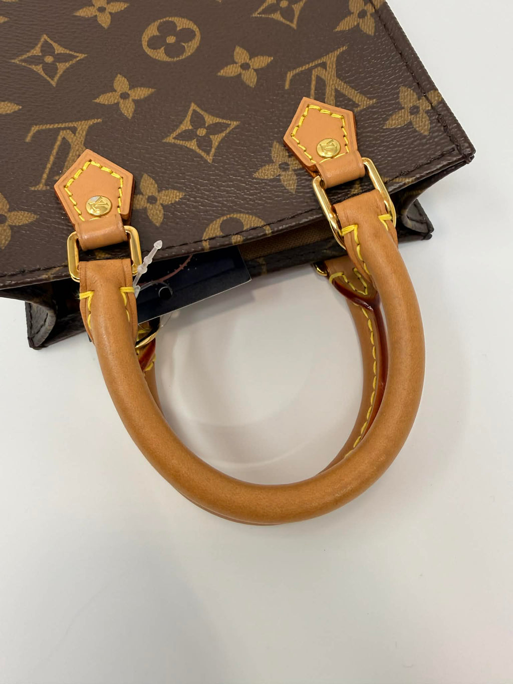 Louis Vuitton Petit Sac Plat Monogram
