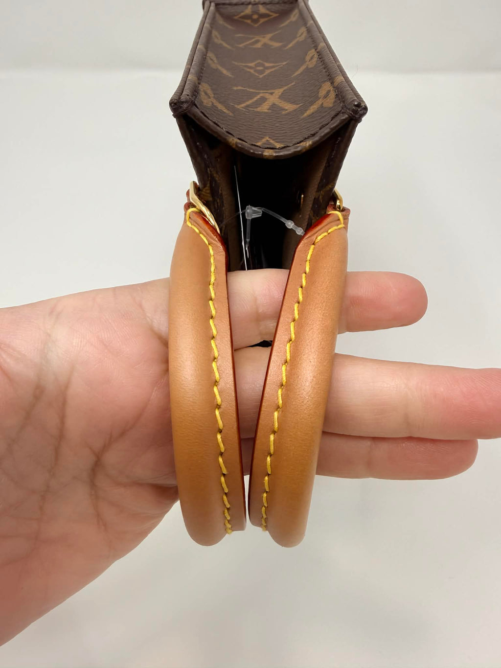 Louis Vuitton Petit Sac Plat Monogram
