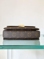 Louis Vuitton Monogram East West Métis