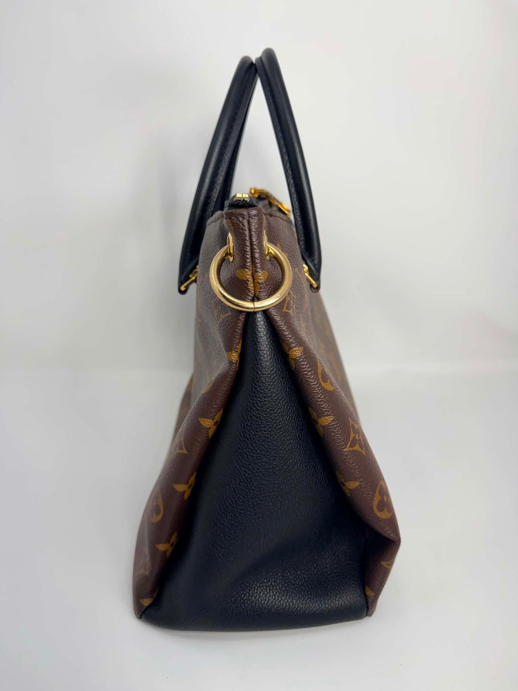 Louis Vuitton Pallas Noir MM
