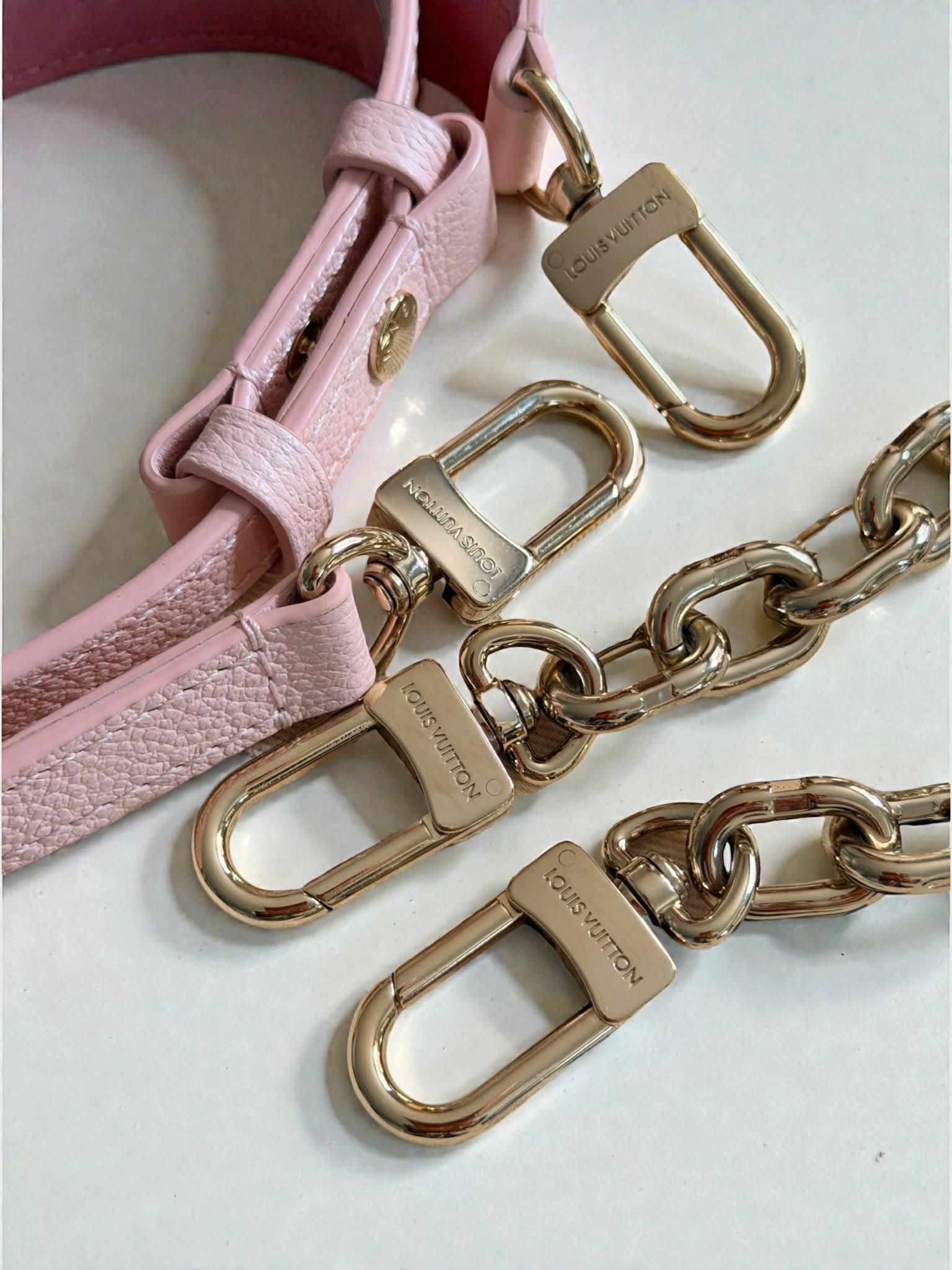 Louis Vuitton Pochette Metis East West Empriente Leather