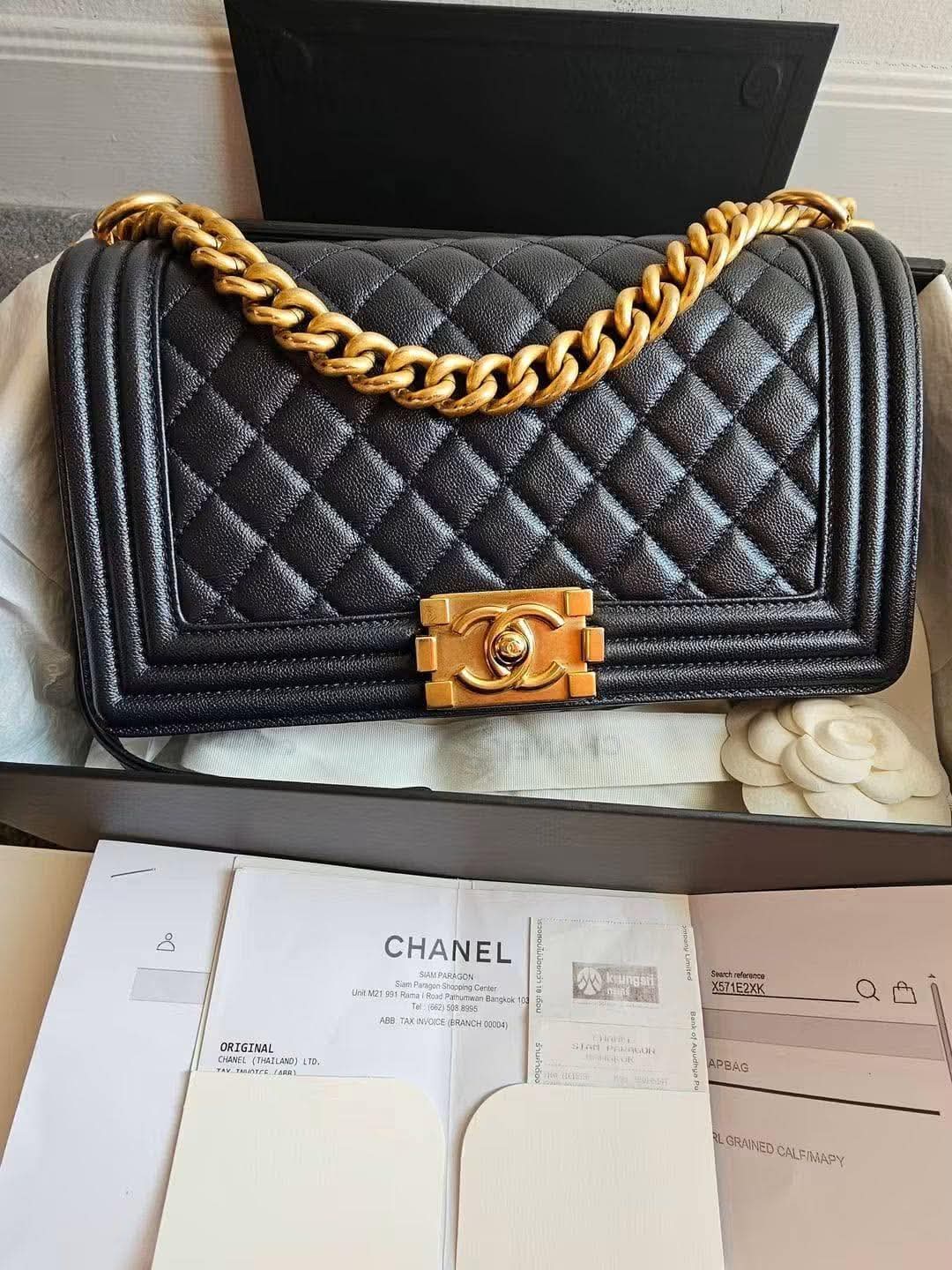 Chanel Boy Flap Bag Quilted Caviar Navy Medium
