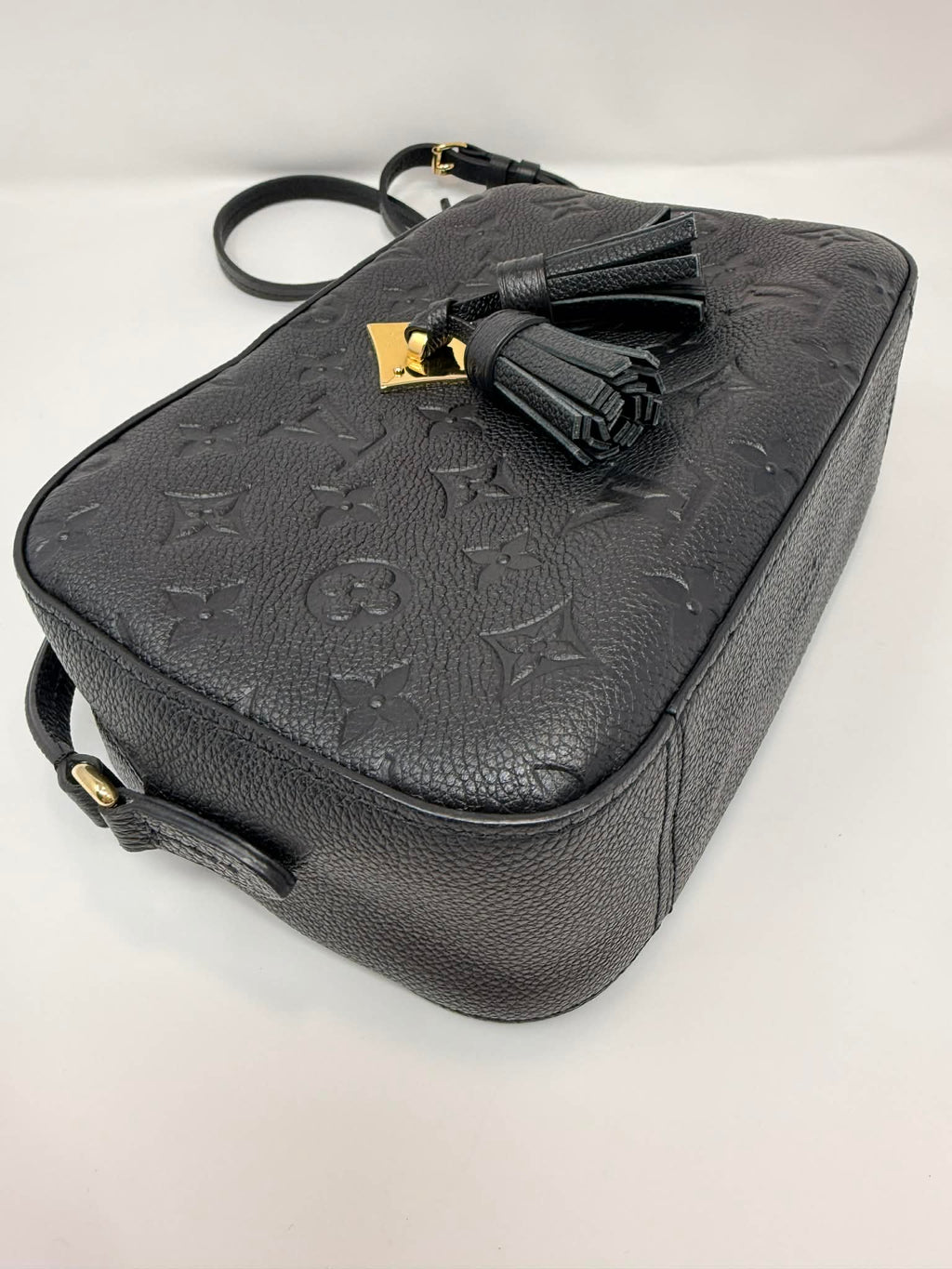 Louis Vuitton Saintonge Black Empreinte Leather