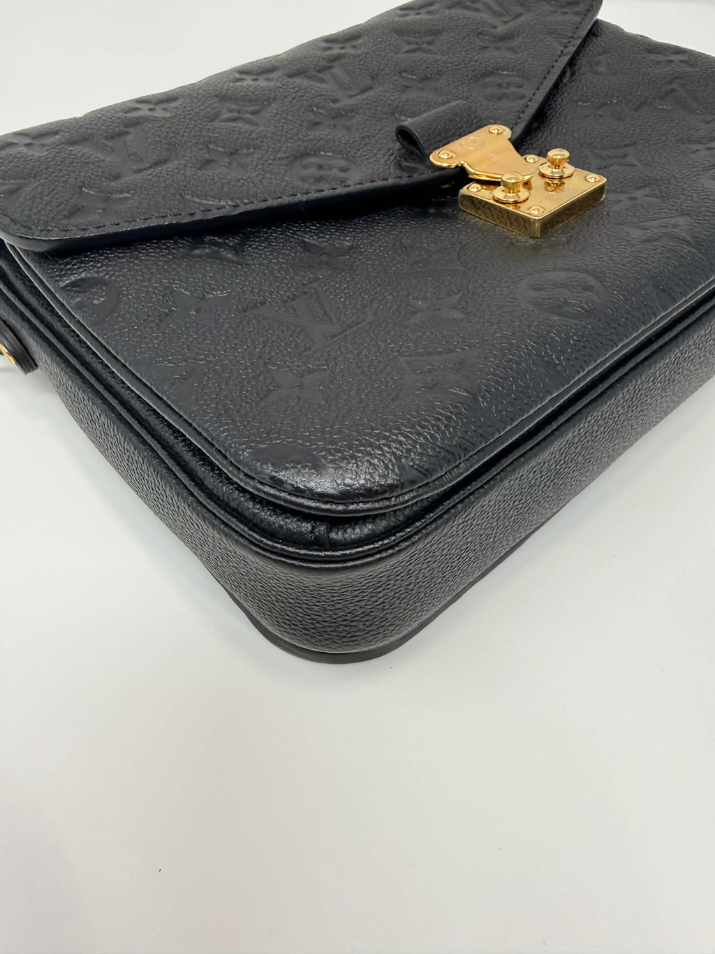 Louis Vuitton Metis Pochette Black Empriente Leather